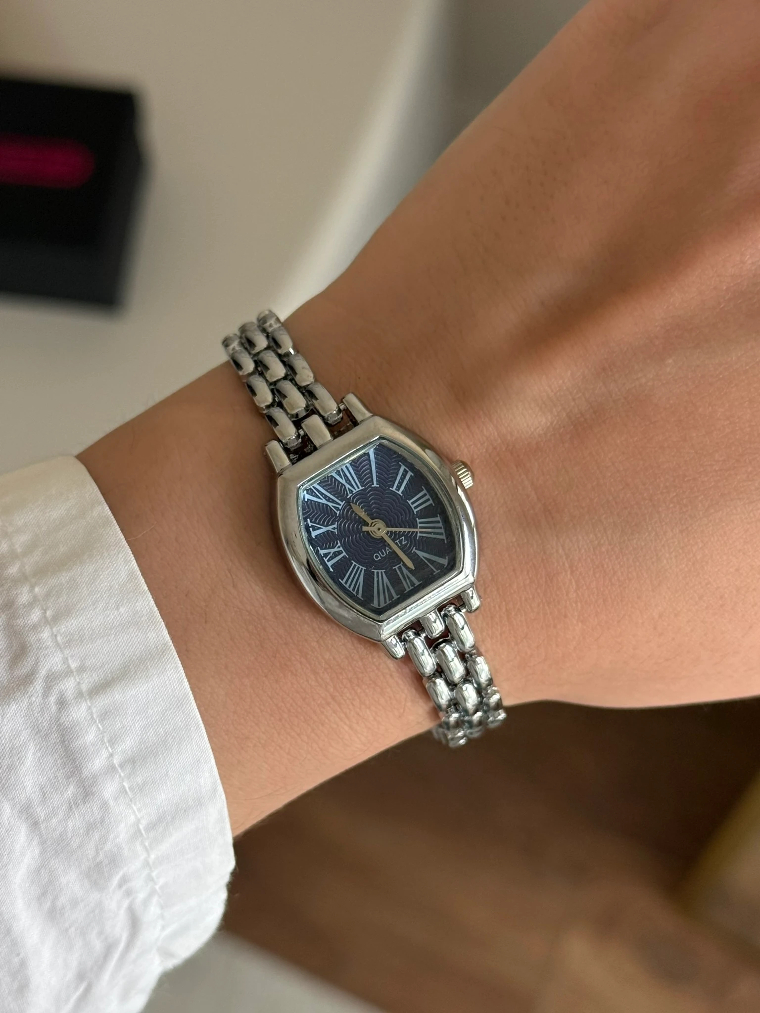 Gümüş-Lacivert Kadran