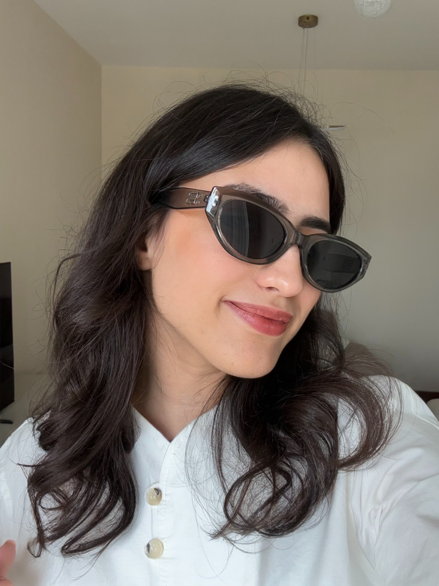 Kairi Orijinal Model Güneş Gözlüğü Gri Çerçeve Siyah Cam