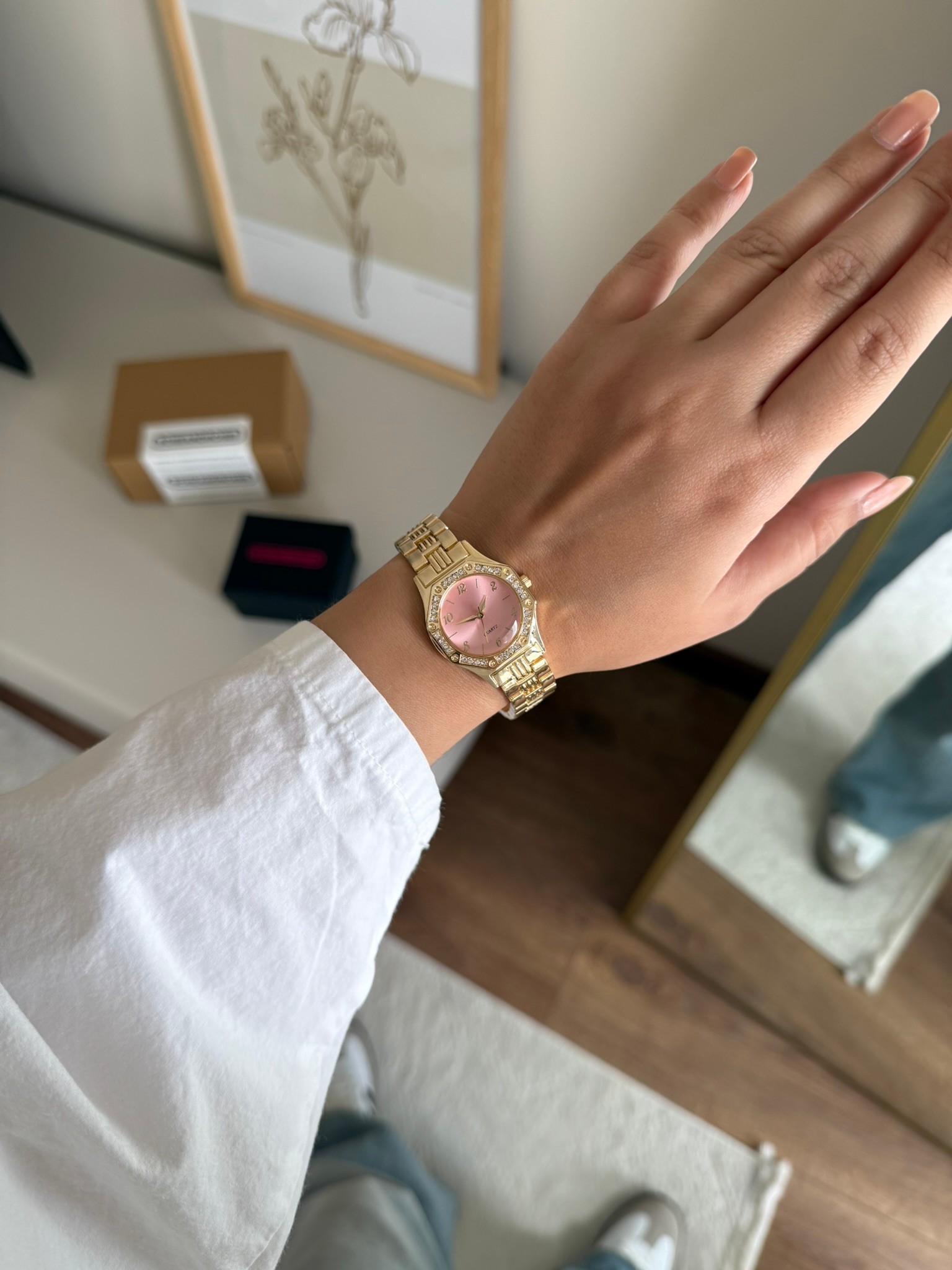 Rochel Taşlı Kasa Kadın Kol Saati Gold (Pembe Kadran)