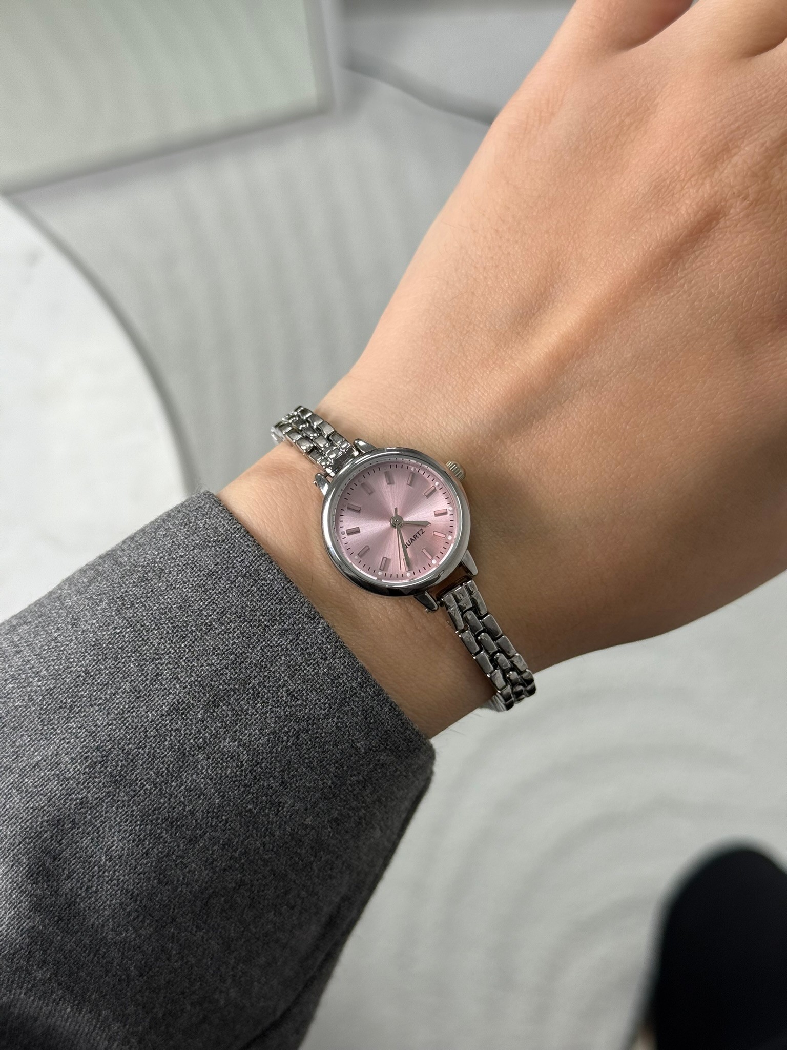 Fern Minimal Yeni Sezon Kadın Kol Saati Gümüş (Pembe Kadran)