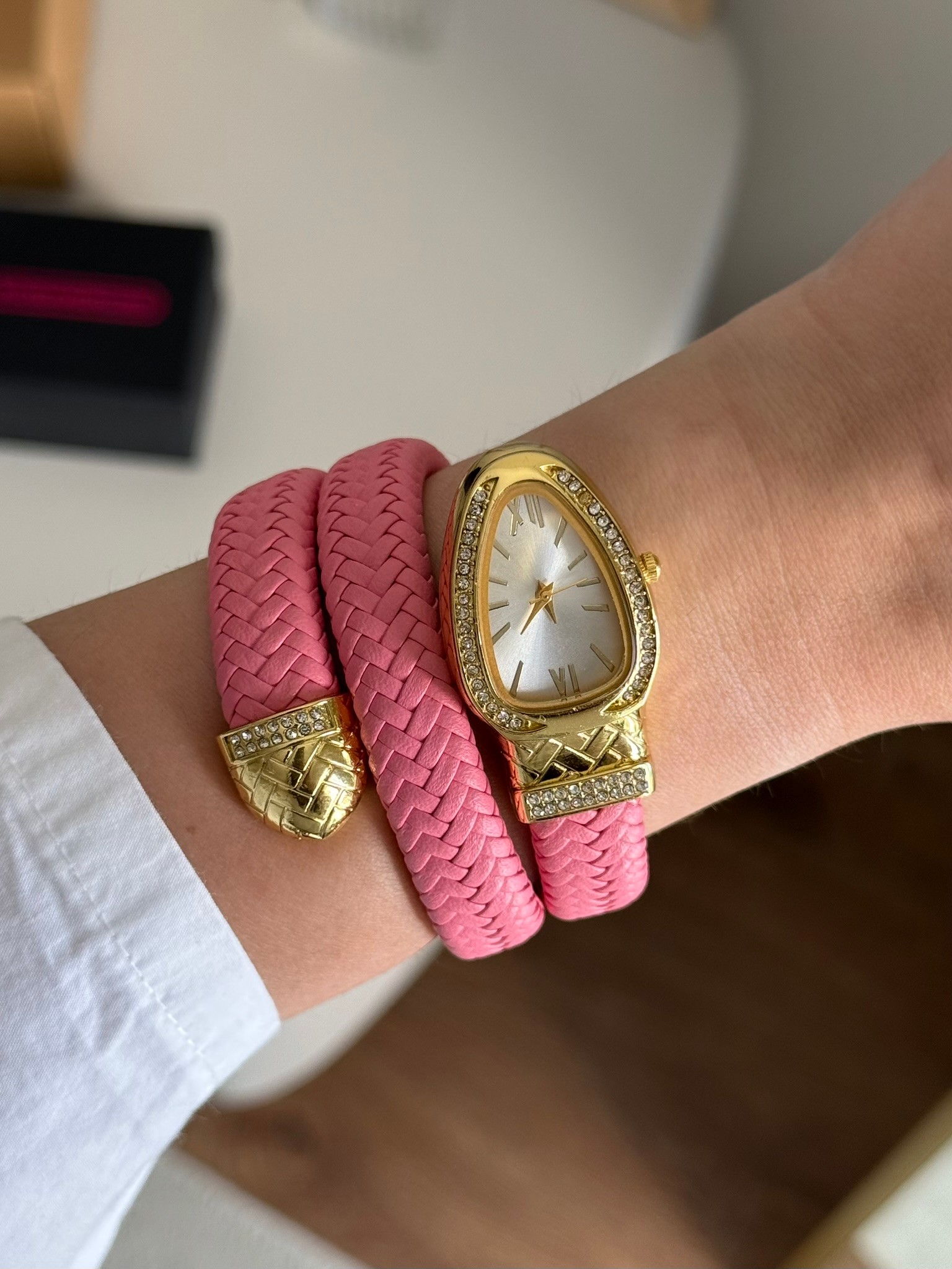 Snake Sarmal Deri Kordon Pembe (Beyaz Kadran)