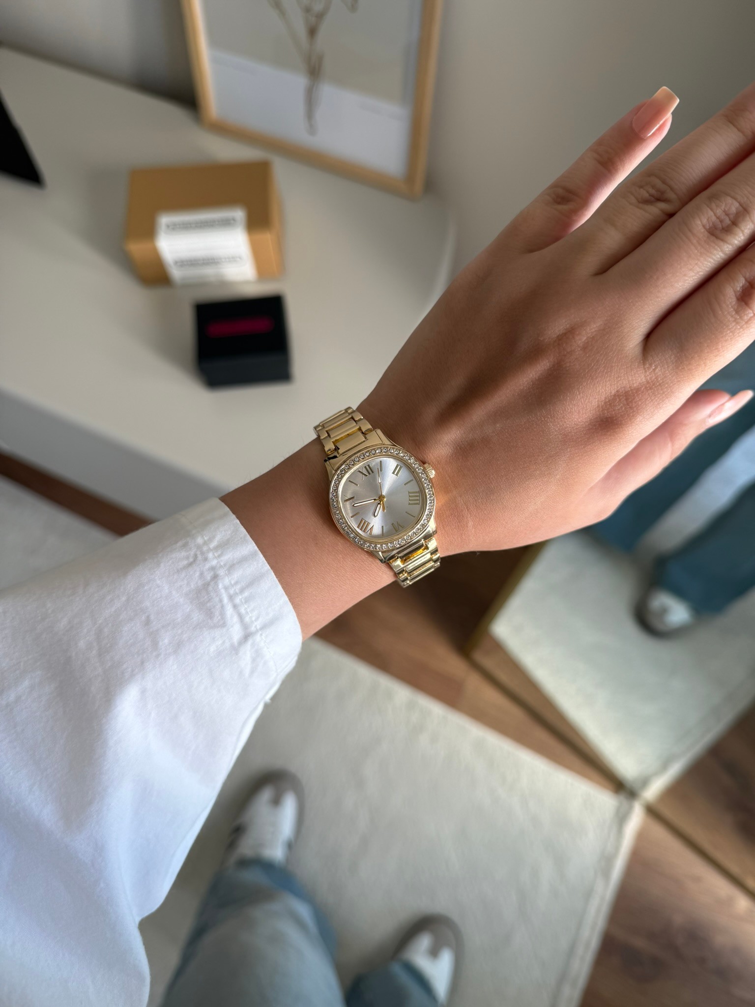 Vartine Muadil Model Kadın Kol Saati Gold (Beyaz Kadran)