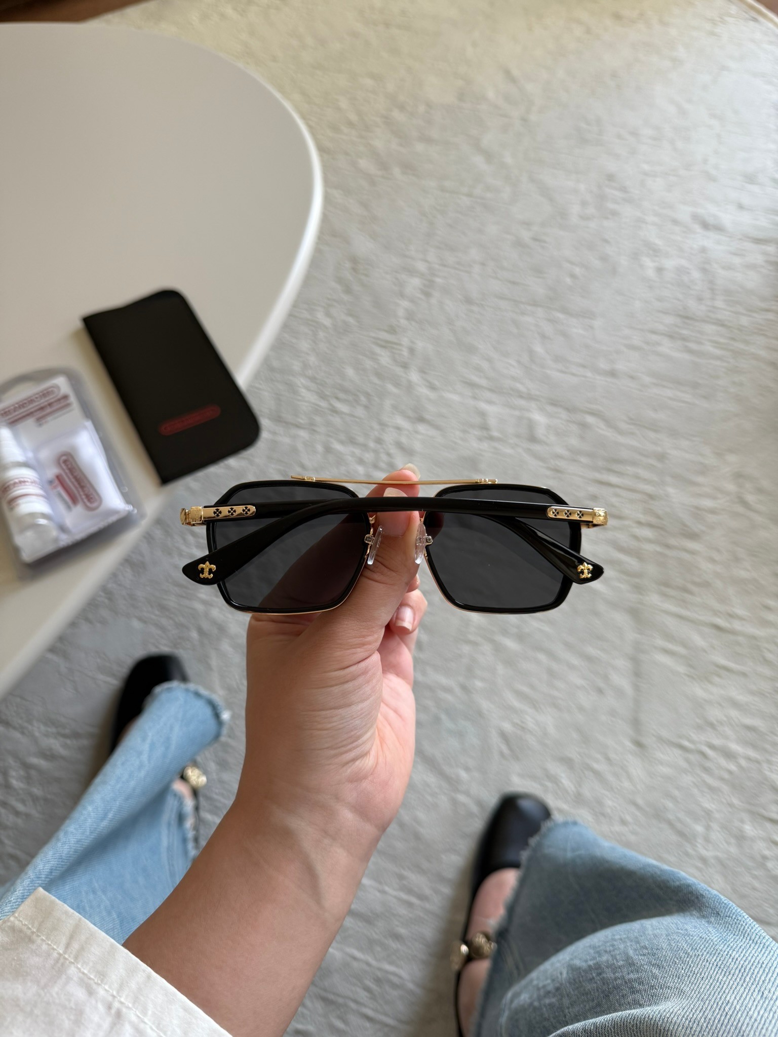 Satte Yeni Sezon Güneş Gözlüğü Siyah Gold Çerçeve Siyah Cam