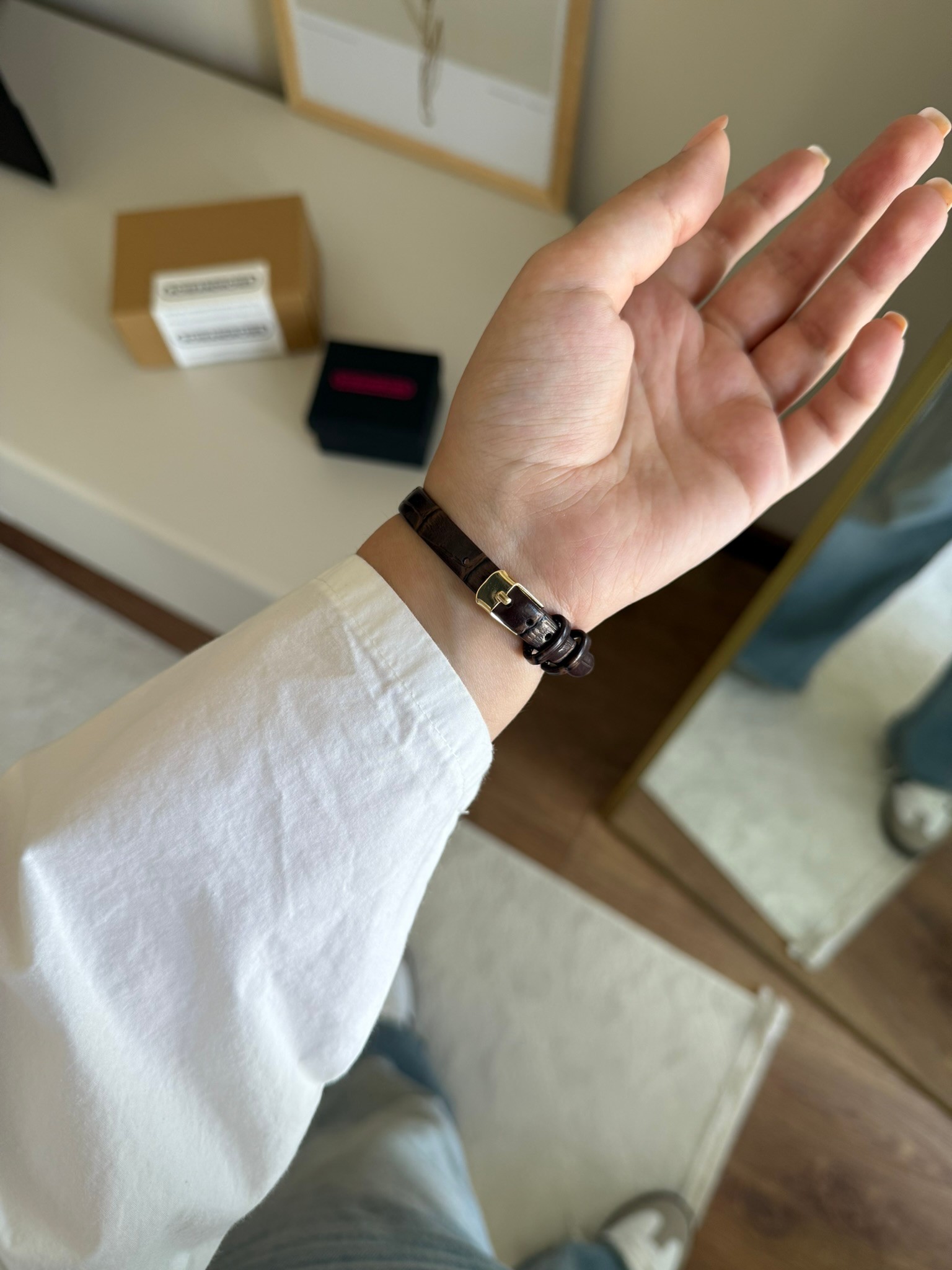 Coop Minimal Yuvarlak Deri Kayış Kadın Kol Saati Kahverengi