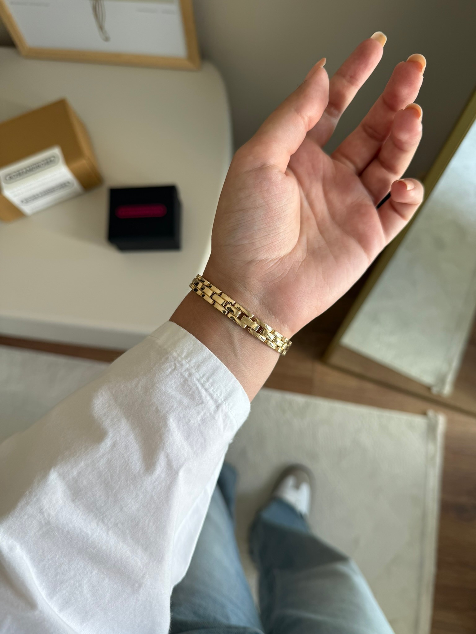 Cilena İnce Kordon Kadın Kol Saati Gold (Beyaz Kadran)