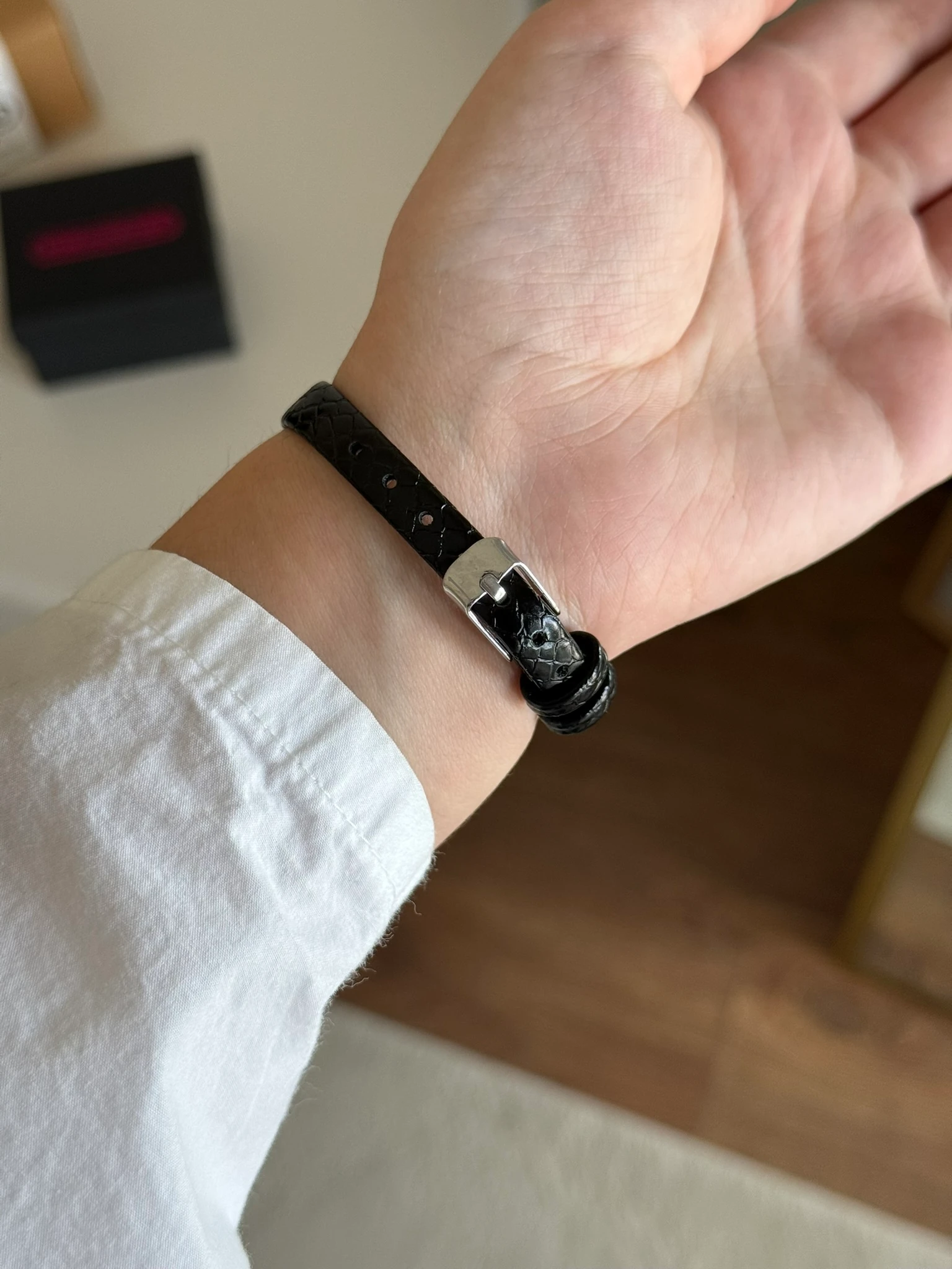 Semy Minimal Desenli Deri Kayış Kadın Kol Saati - Siyah-Gümüş Kasa