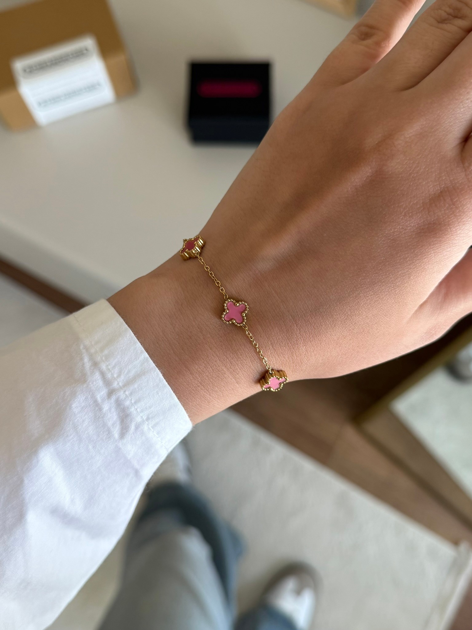 VC Orta Boy Orijinal Model Bileklik Gold Pembe