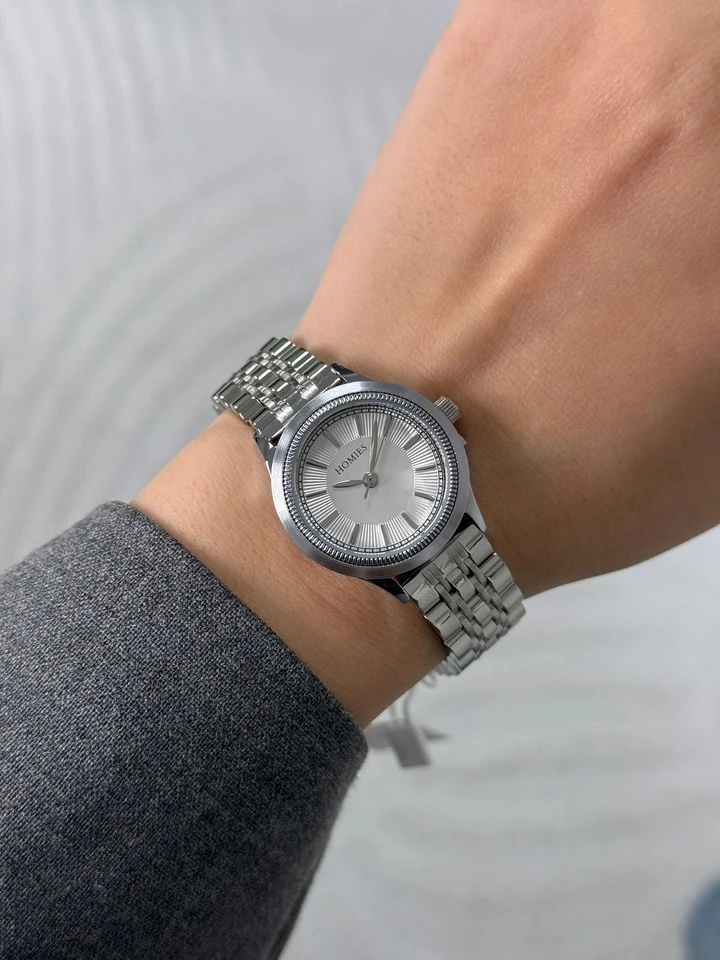 Homies Orijinal Model Mekanizma Garantili Kadın Kol Saati Gümüş Kordon (Beyaz Kadran)