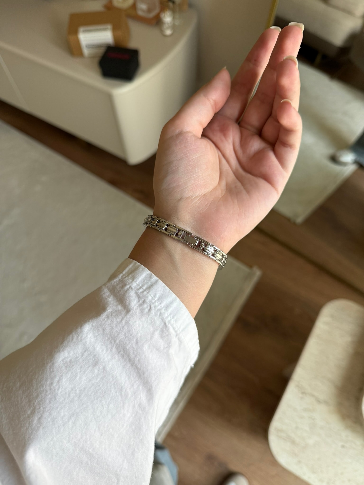 Bonfesa Minimal Kadın Kol Saati Gümüş (Beyaz Kadran)