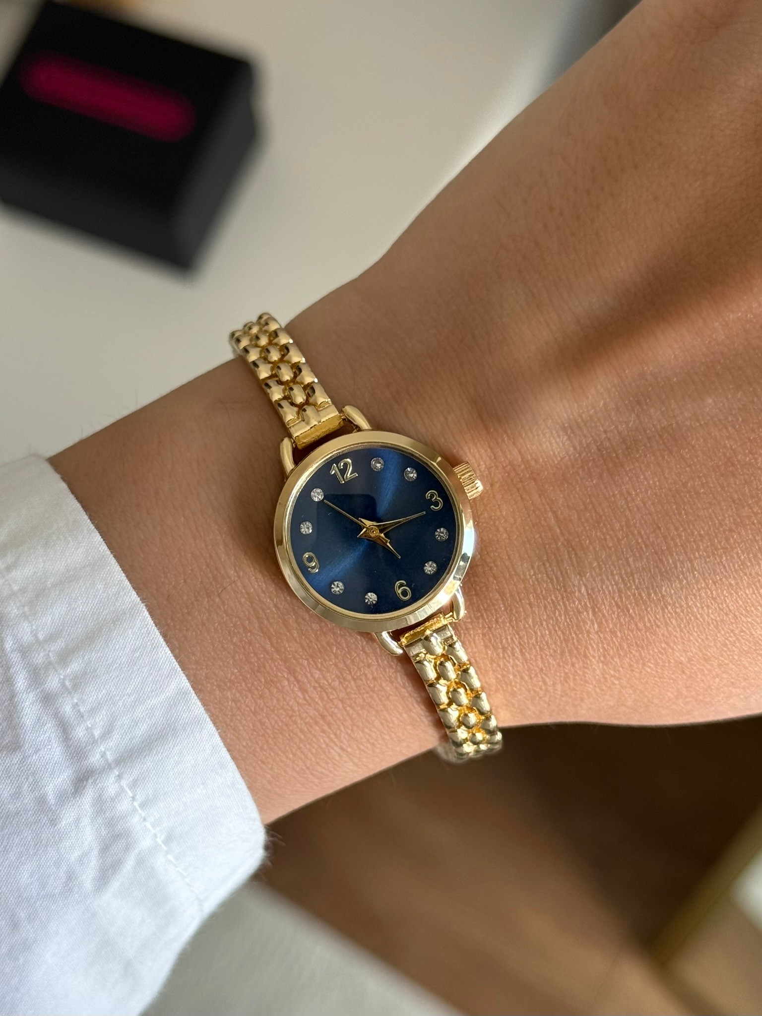 Gleam İnce Kordon Minimal Kadın Kol Saati Gold (Lacivert Kadran)
