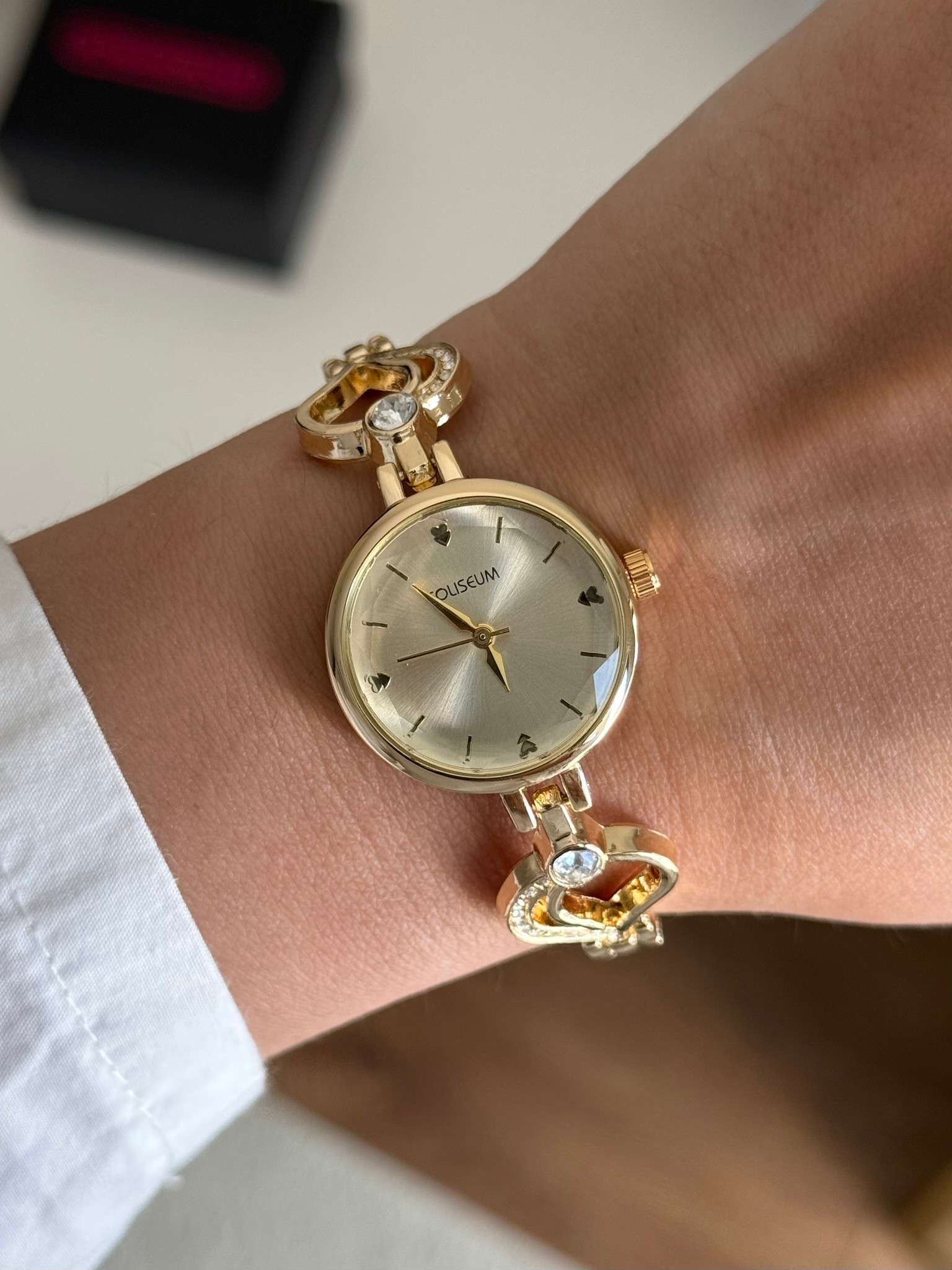 Loven Özel Tasarım Kadran Vintage Kalp Detay Kadın Kol Saati Gold (Gold Kadran)
