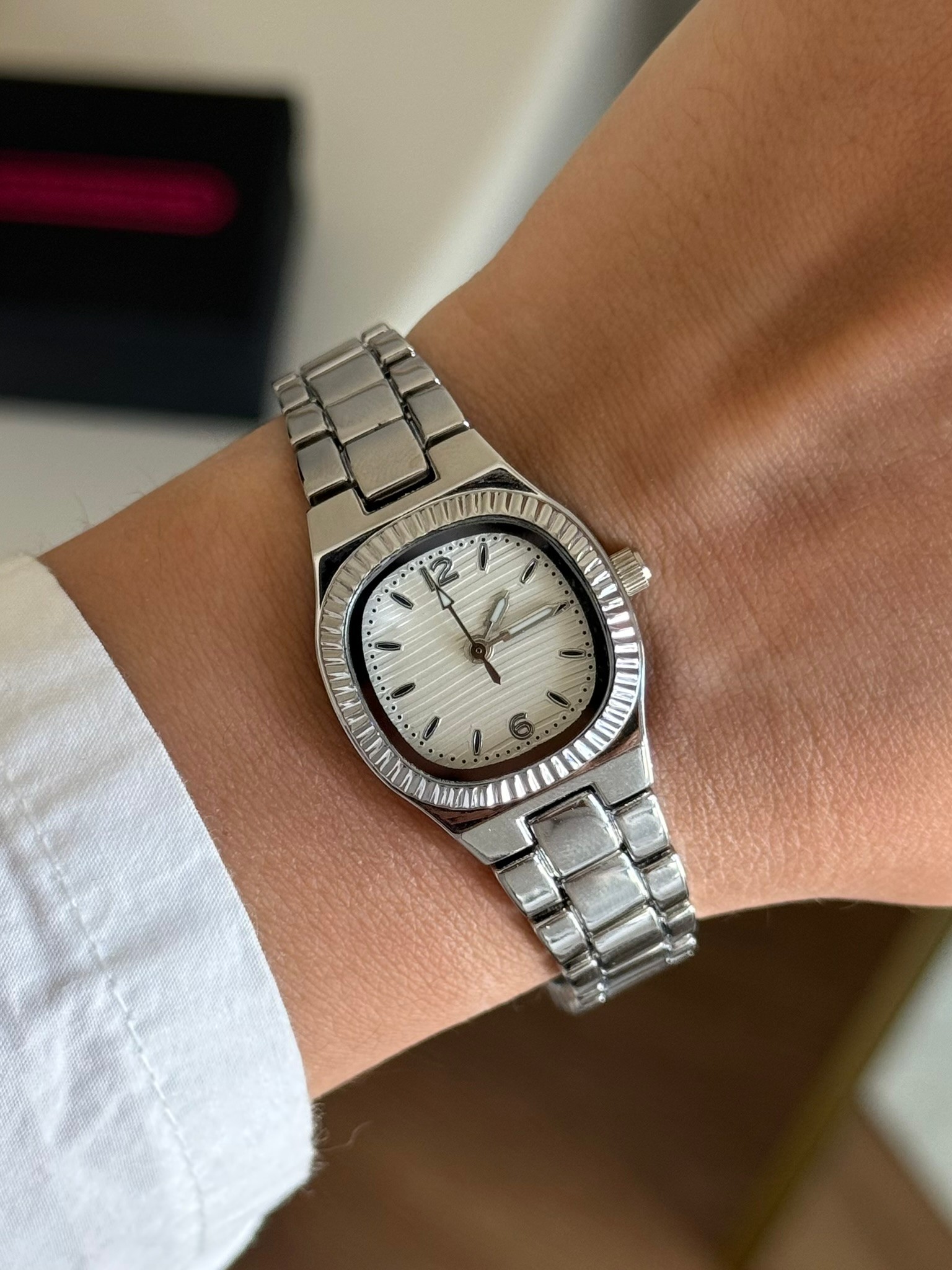 Celya Kare Kasa Tırtıklı Bezel Kadın Kol Saati Gümüş (Beyaz Kadran)