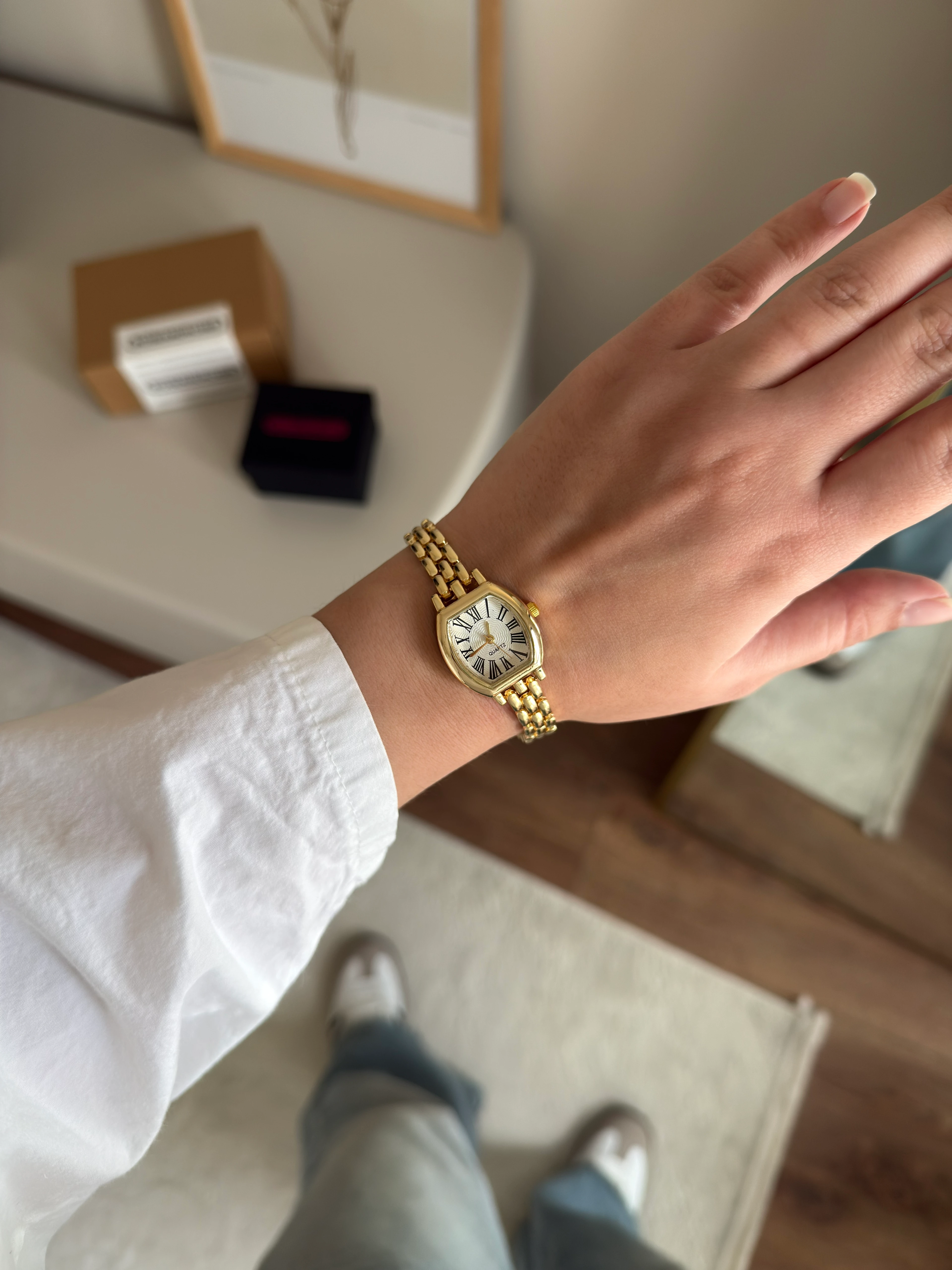 Volenda Vintage Model Kadın Kol Saati - Gold-Beyaz Kadran