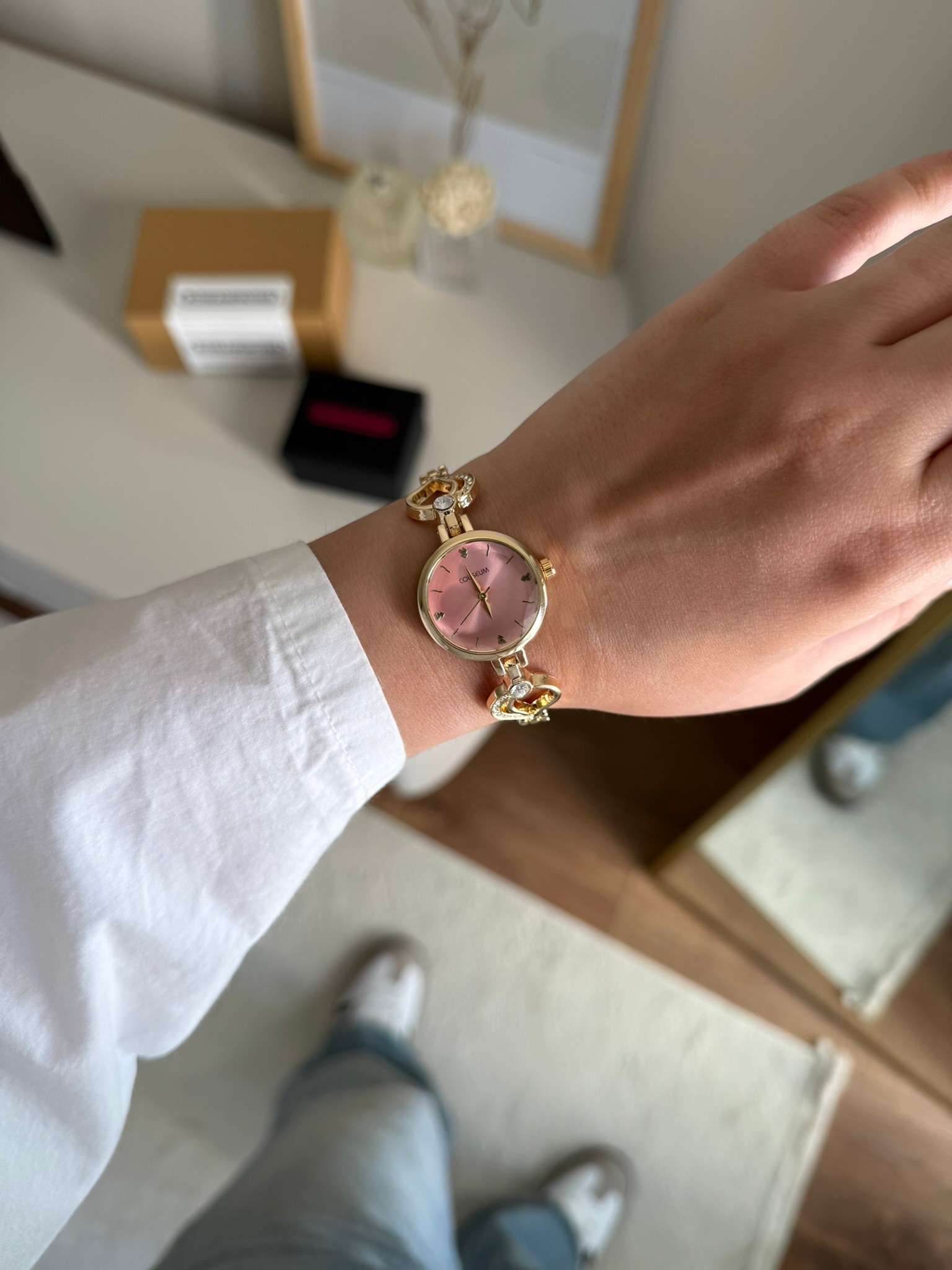 Loven Özel Tasarım Kadran Vintage Kalp Detay Kadın Kol Saati Gold (Pembe Kadran)