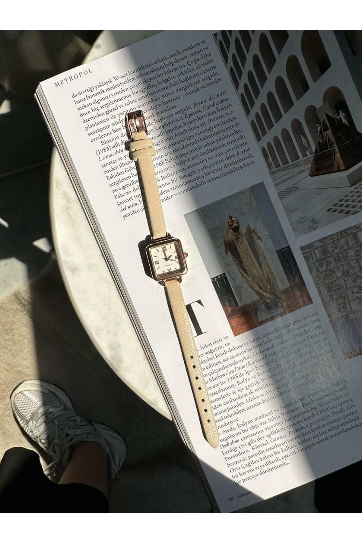 Gaeta Kare Özel Seri Kadın Krem Deri Minimal Vintage Yeni Sezon Rose Çerçeve Kol Saati