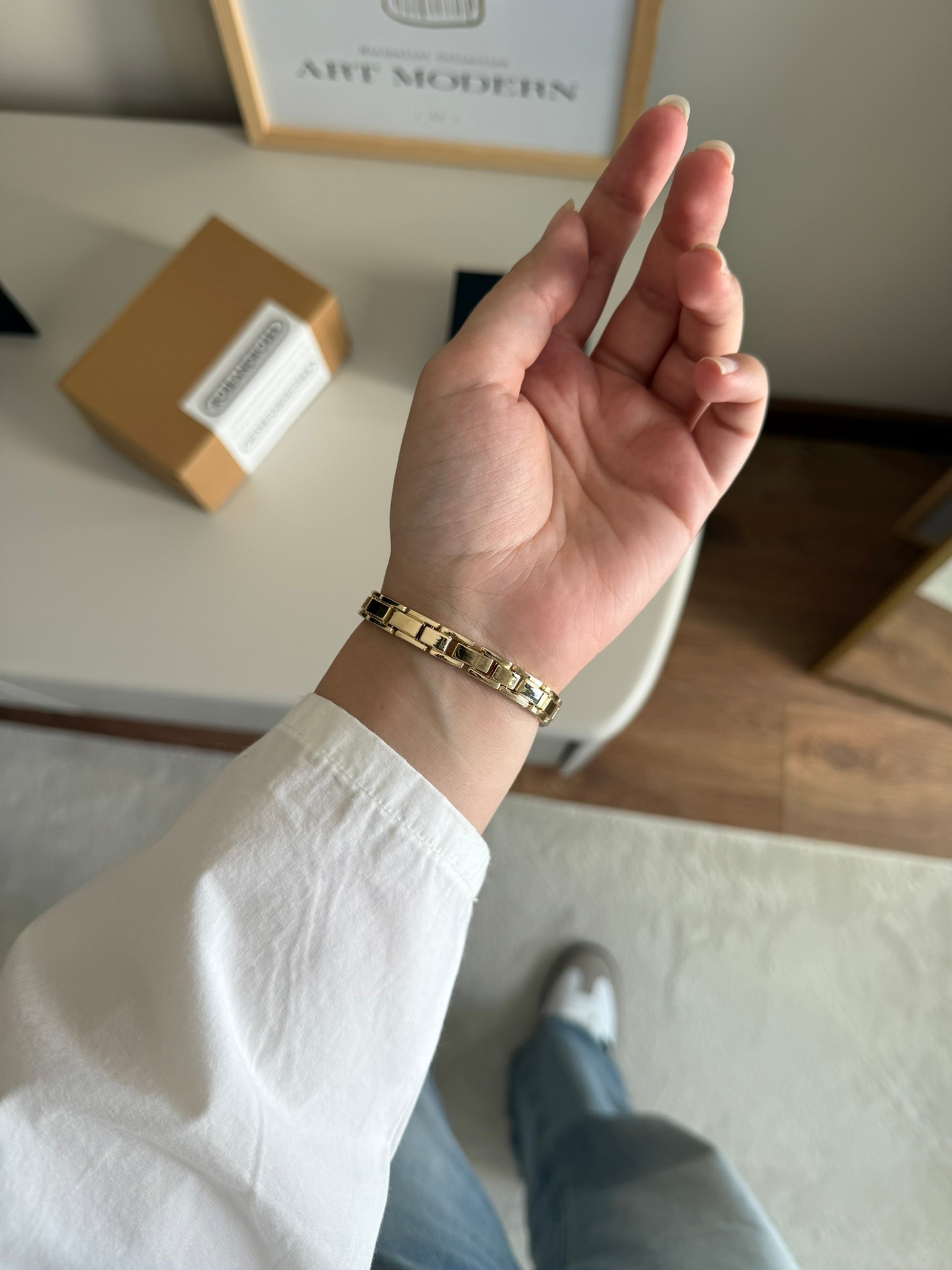 Bellare Taşlı Kasa Kadın Kol Saati Gold (Gold Kadran)