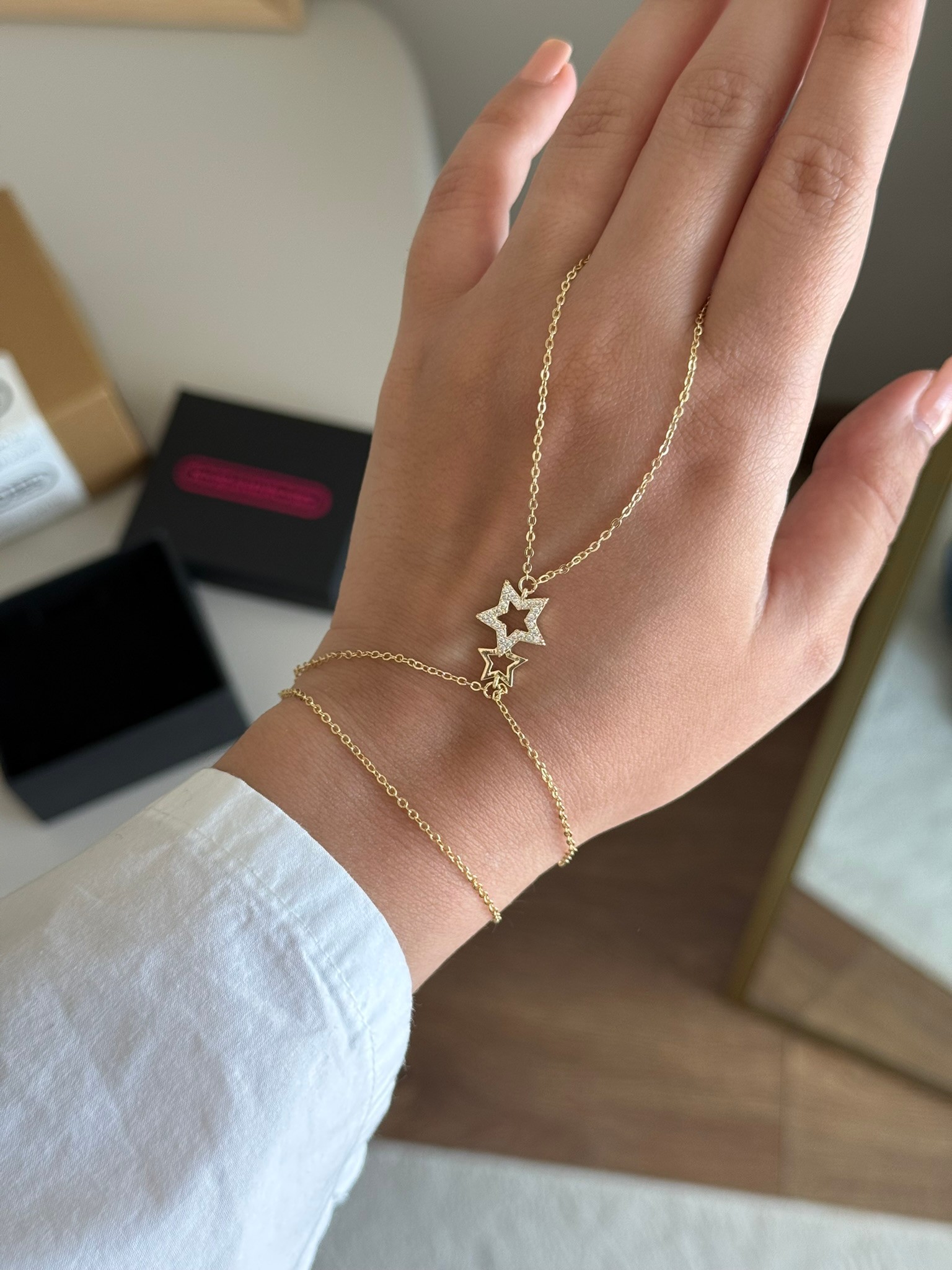 Yıldız Figürlü Parlak Şahmeran Bileklik Gold