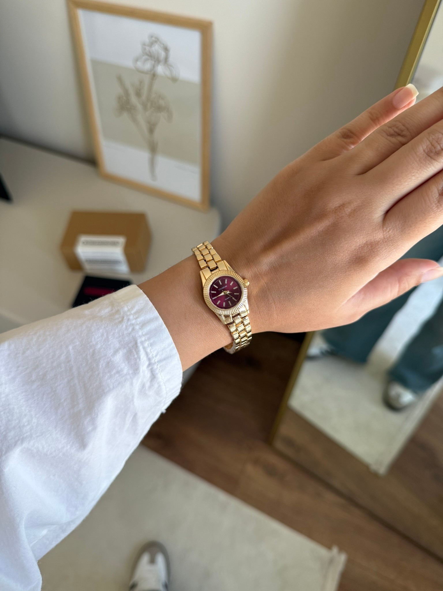 Rocio Minimal Muadil Kadın Kol Saati Gold (Bordo Kadran)