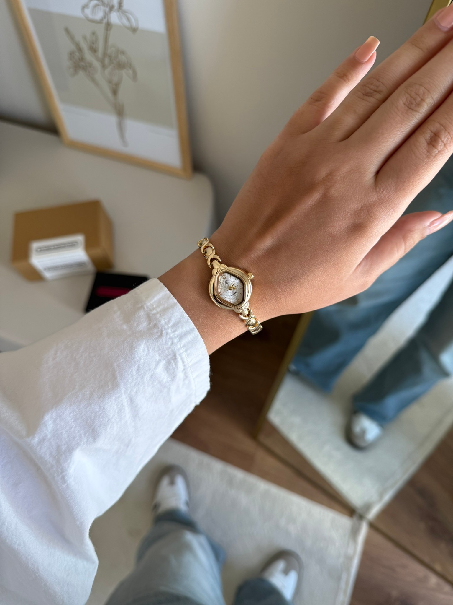 Meffa Minimal Vintage Model Kadın Kol Saati Gold (Beyaz Kadran)
