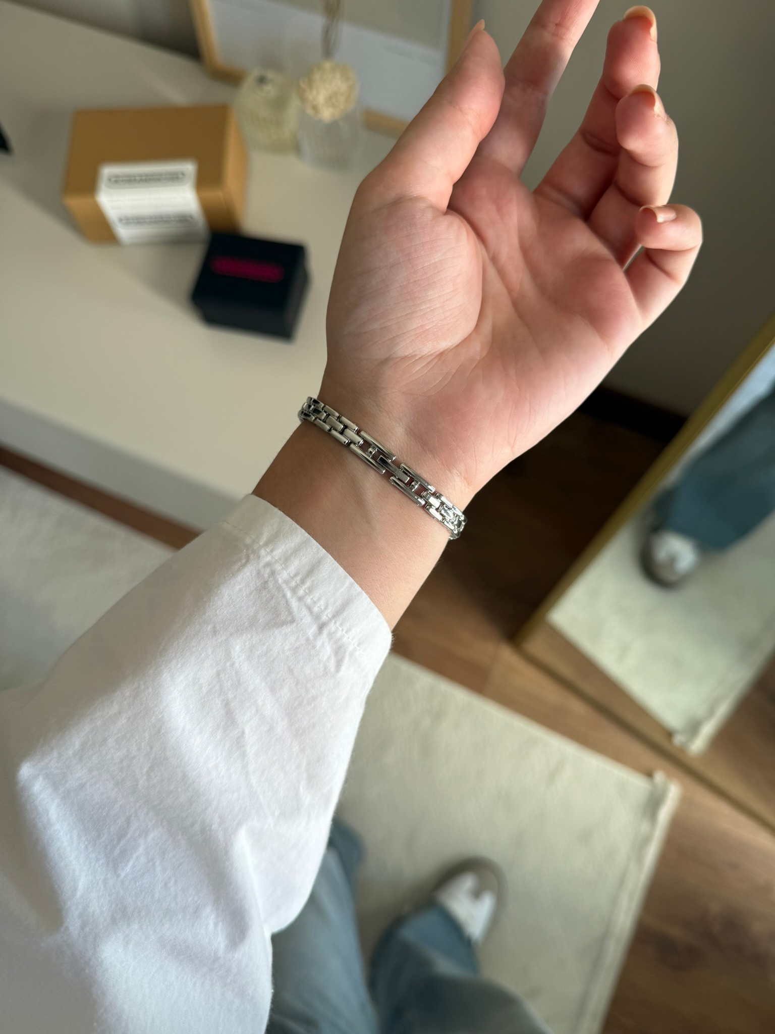 Loven Özel Tasarım Kadran Vintage Kalp Detay Kadın Kol Saati Gümüş (Bordo Kadran)