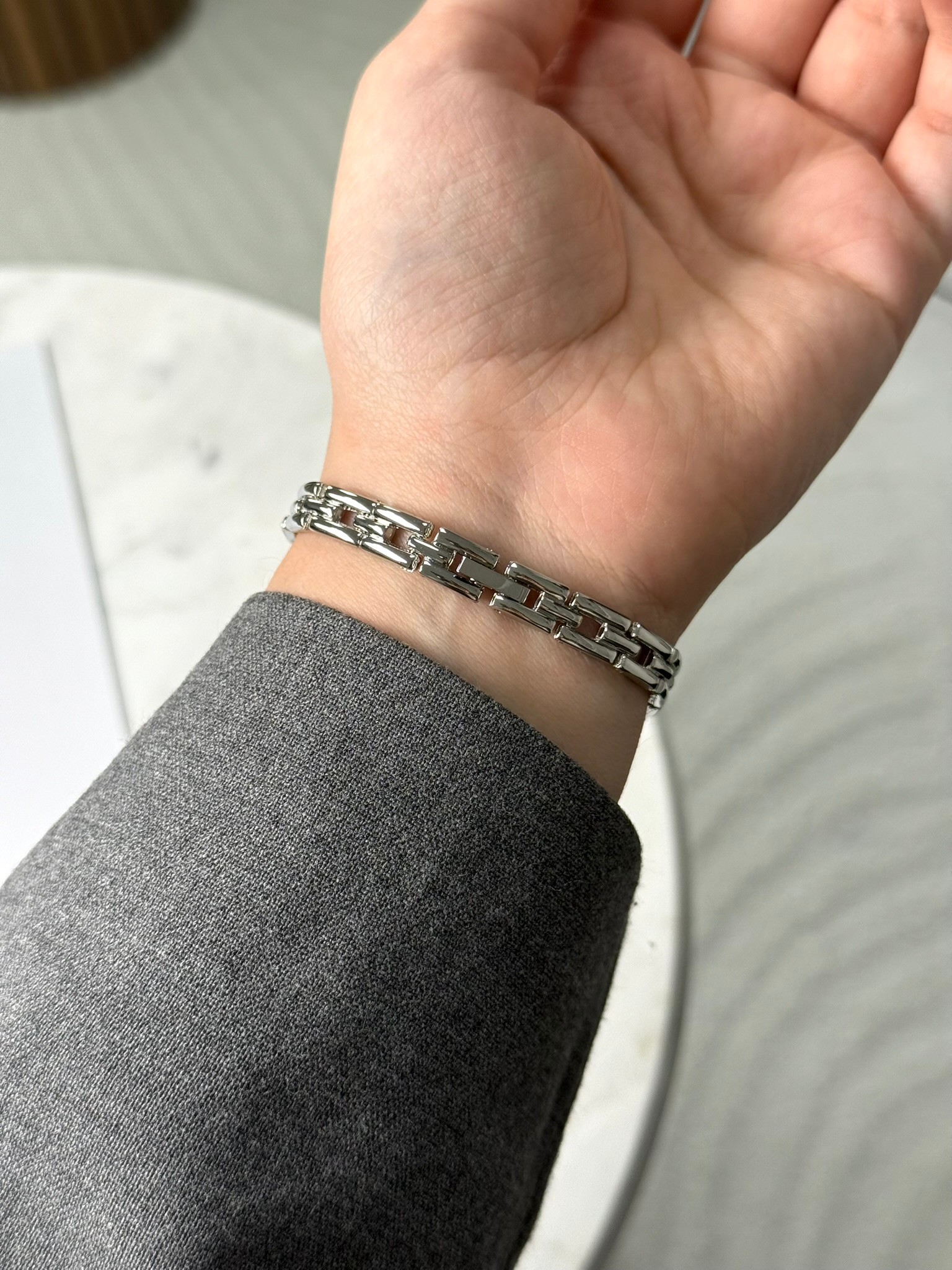 Blom Çiçek Detaylı Taşlı Kordon Kadın Kol Saati Gümüş (Beyaz Kadran)