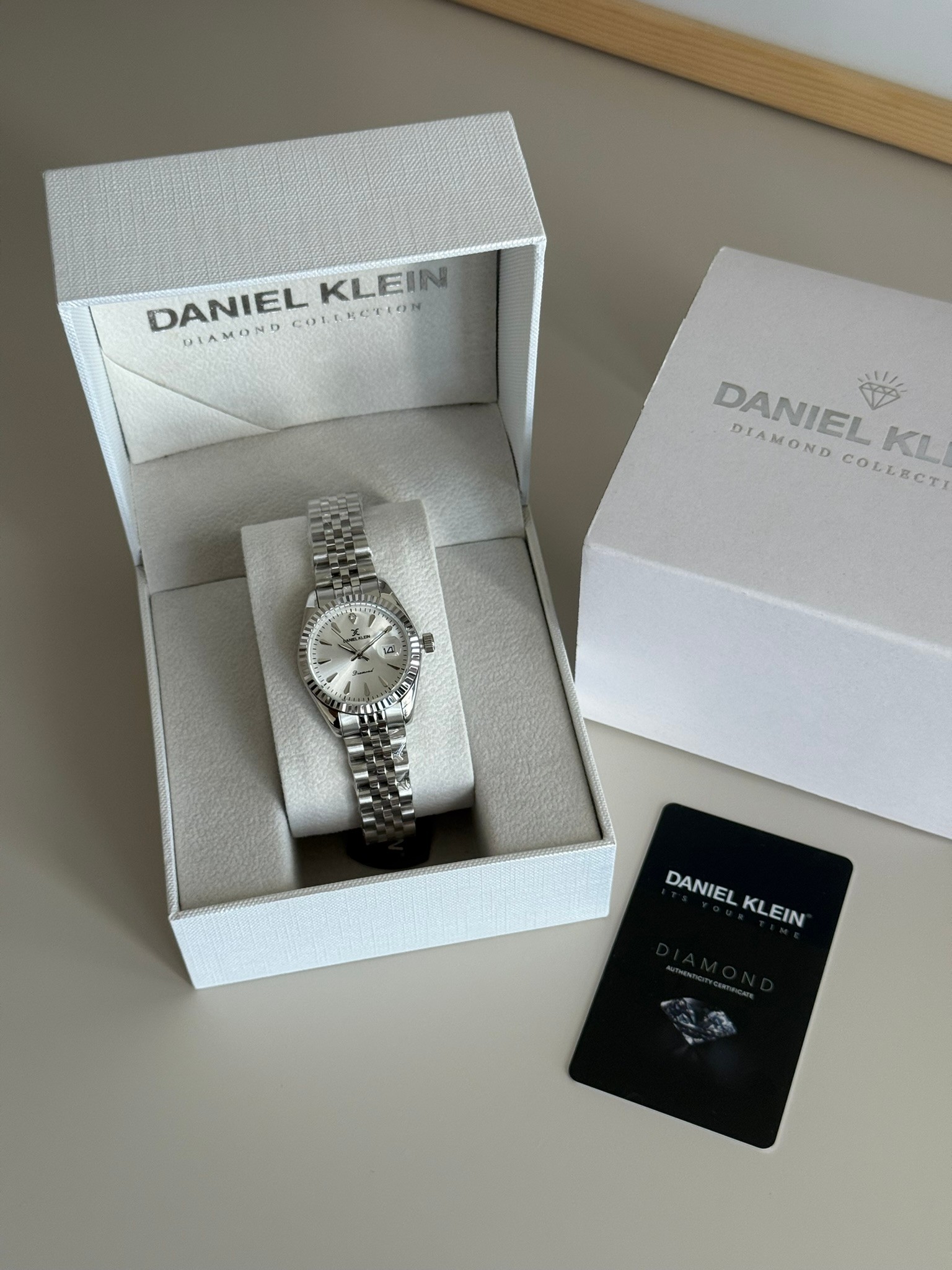 Daniel Klein Diamond Seri Garantili Premium Kadın Kol Saati Gümüş Renk (Beyaz Kadran) RSDK-108