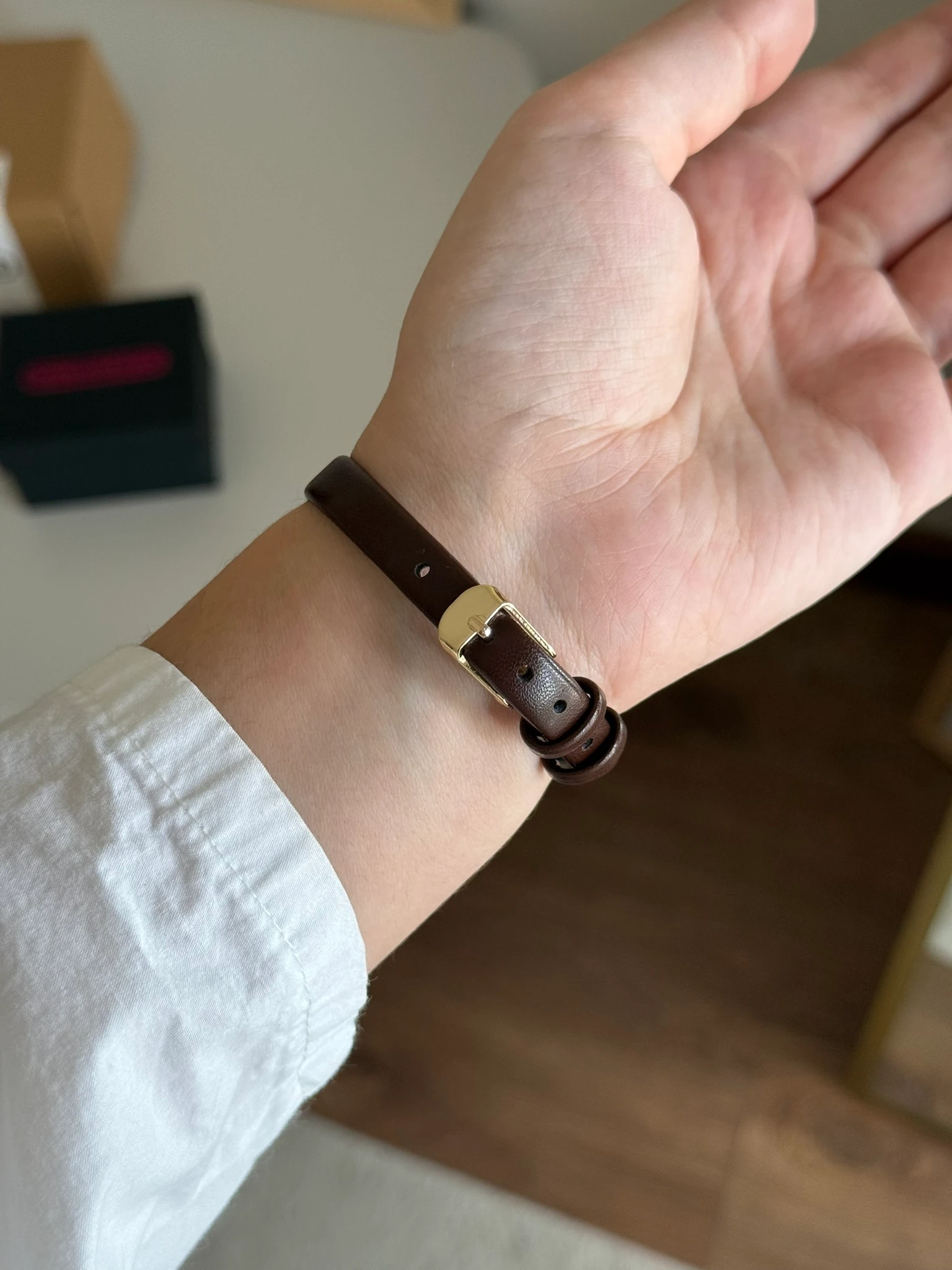 Magid Minimal Deri Kayış Kadın Kol Saati - Kahverengi