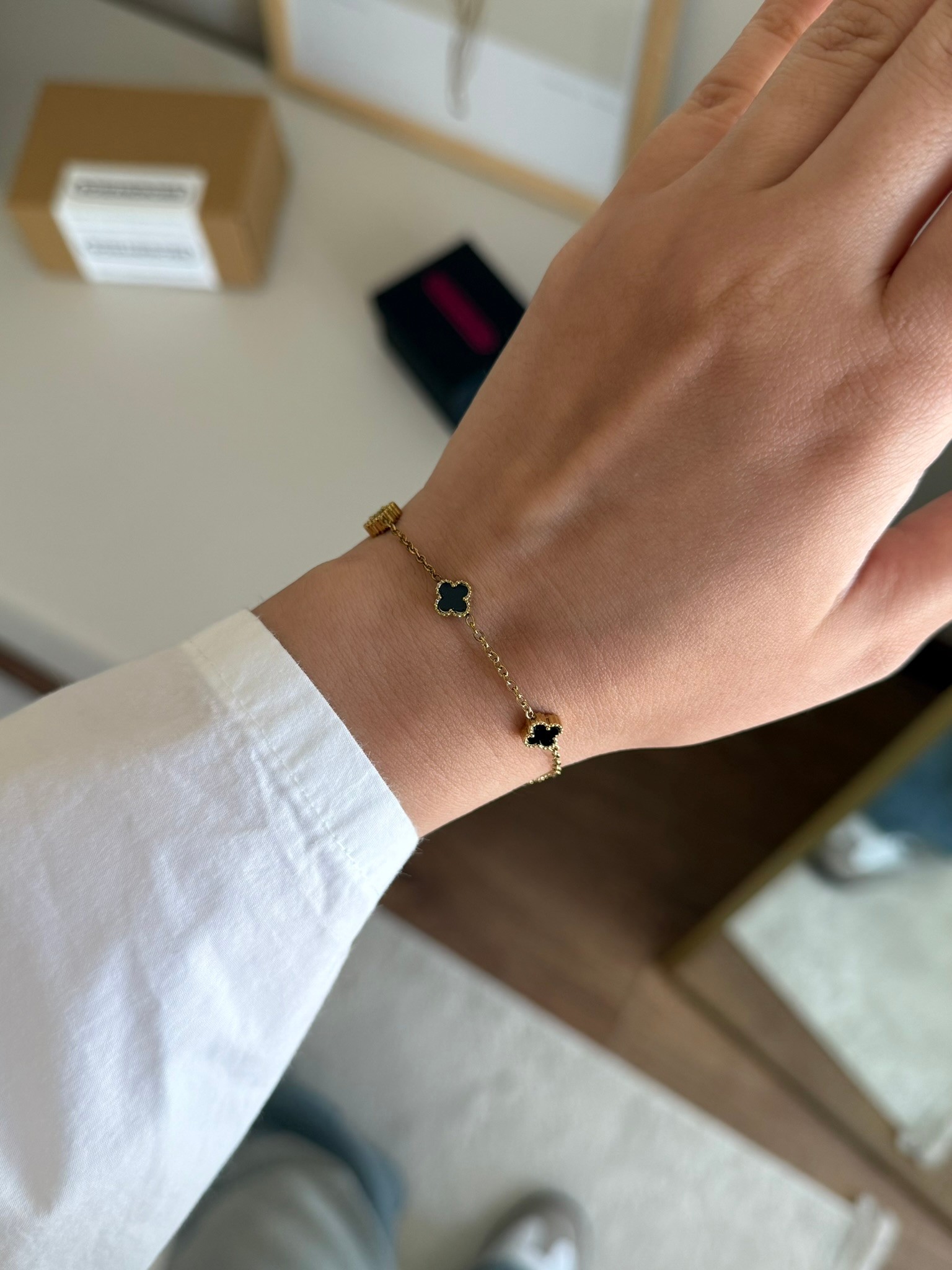 Mini VC Orijinal Model Bileklik Gold Siyah