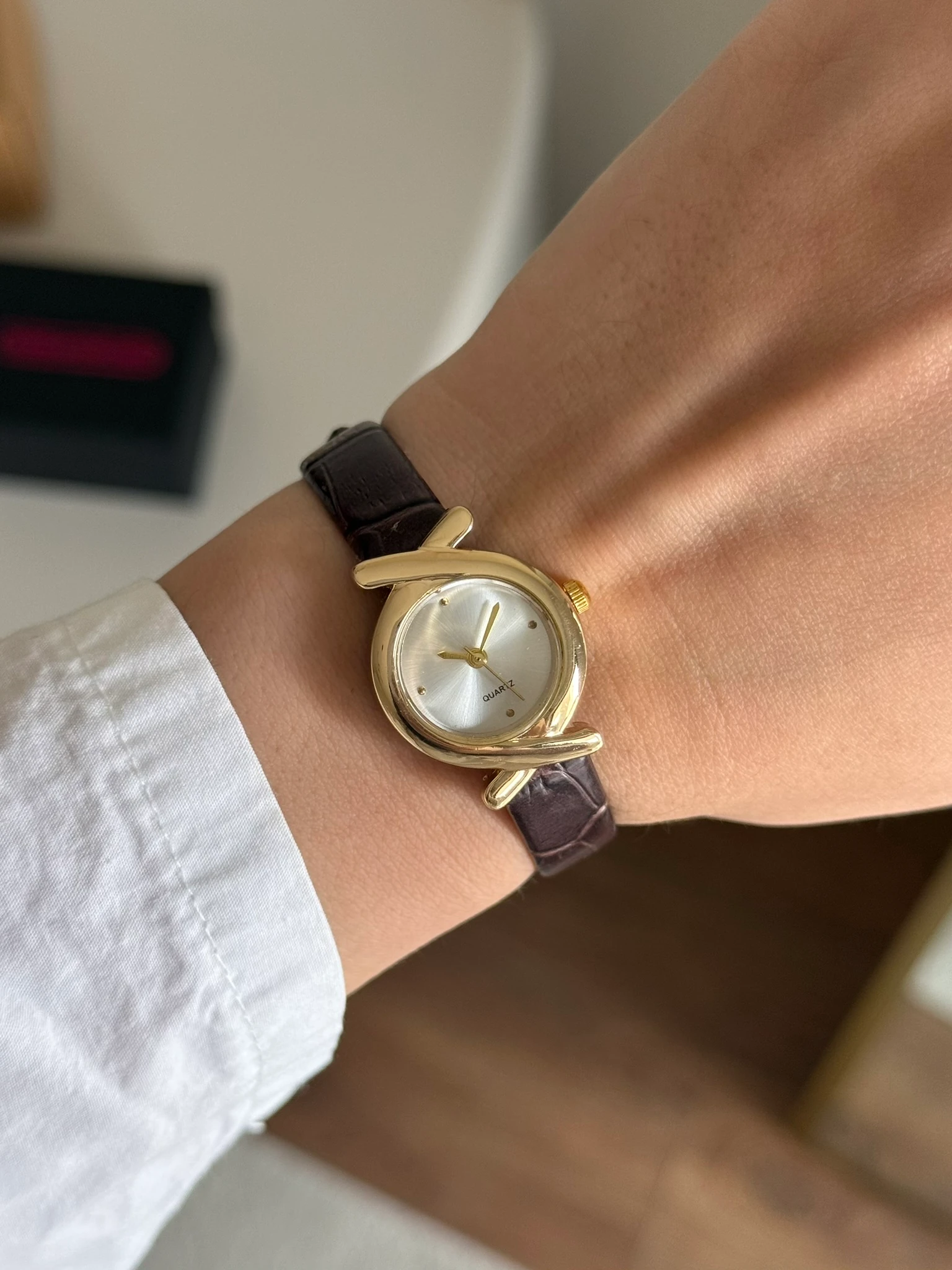 Esme Minimal Deri Kayış Kadın Kol Saati - Kahverengi