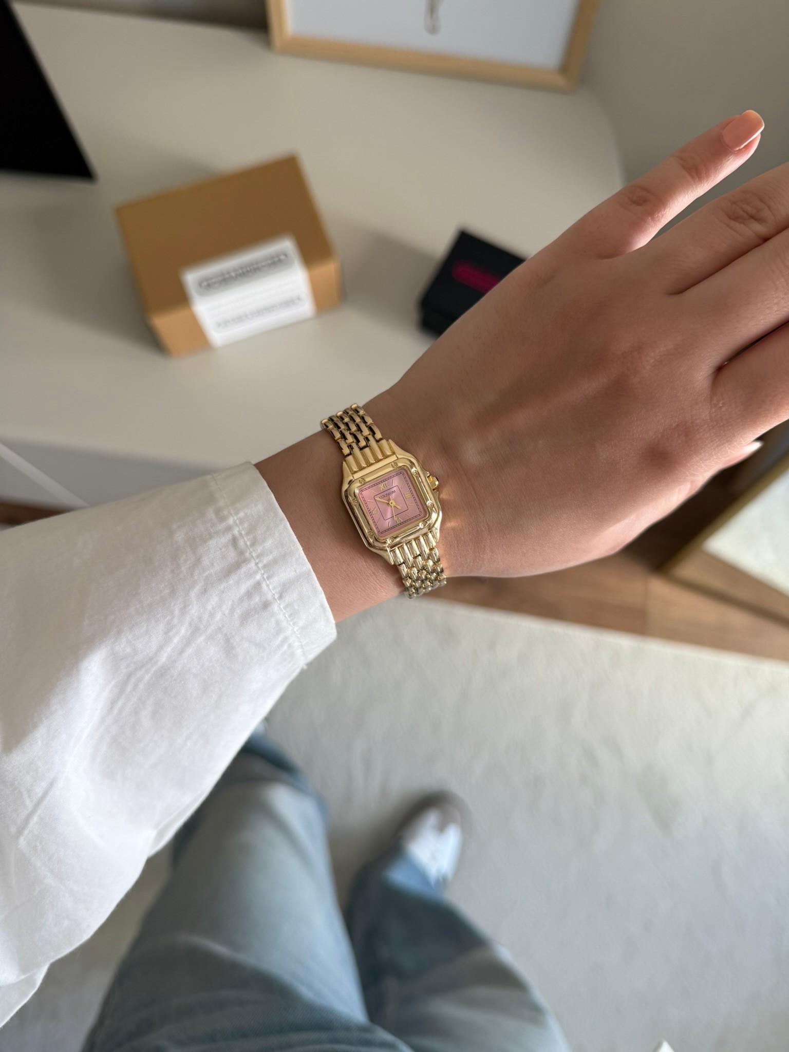 Vivine Minimal Kare Kasa Kadın Kol Saati Gold (Pembe Kadran)