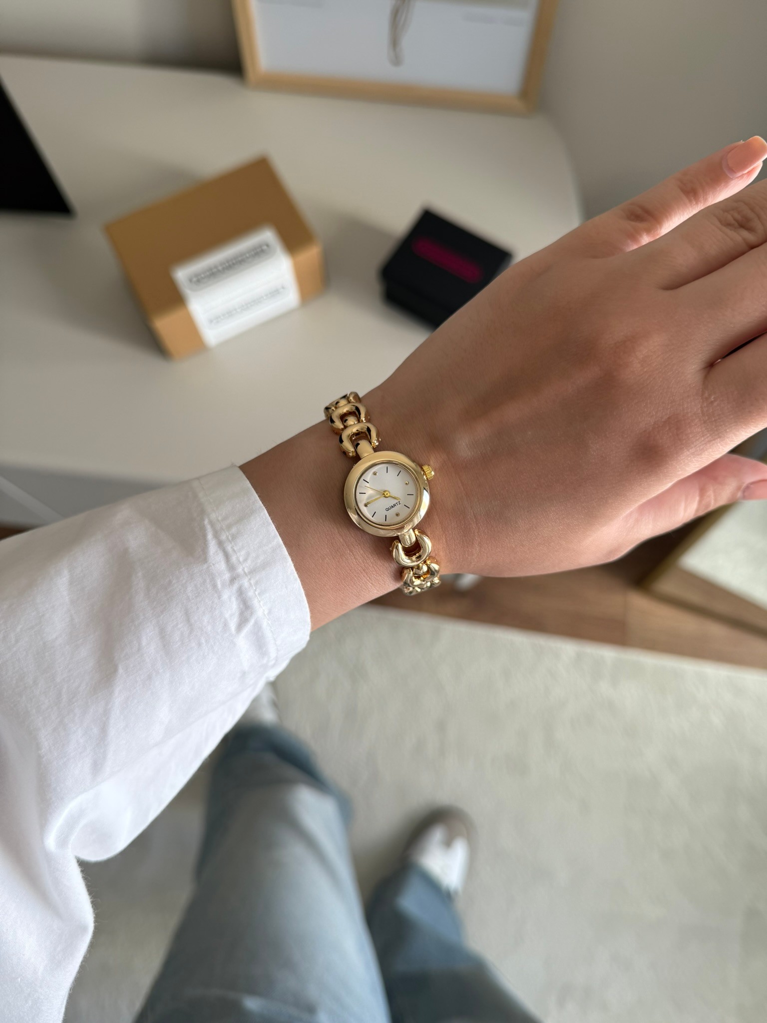 Helix Vintage Model Yeni Sezon Kadın Kol Saati Gold (Beyaz Kadran)