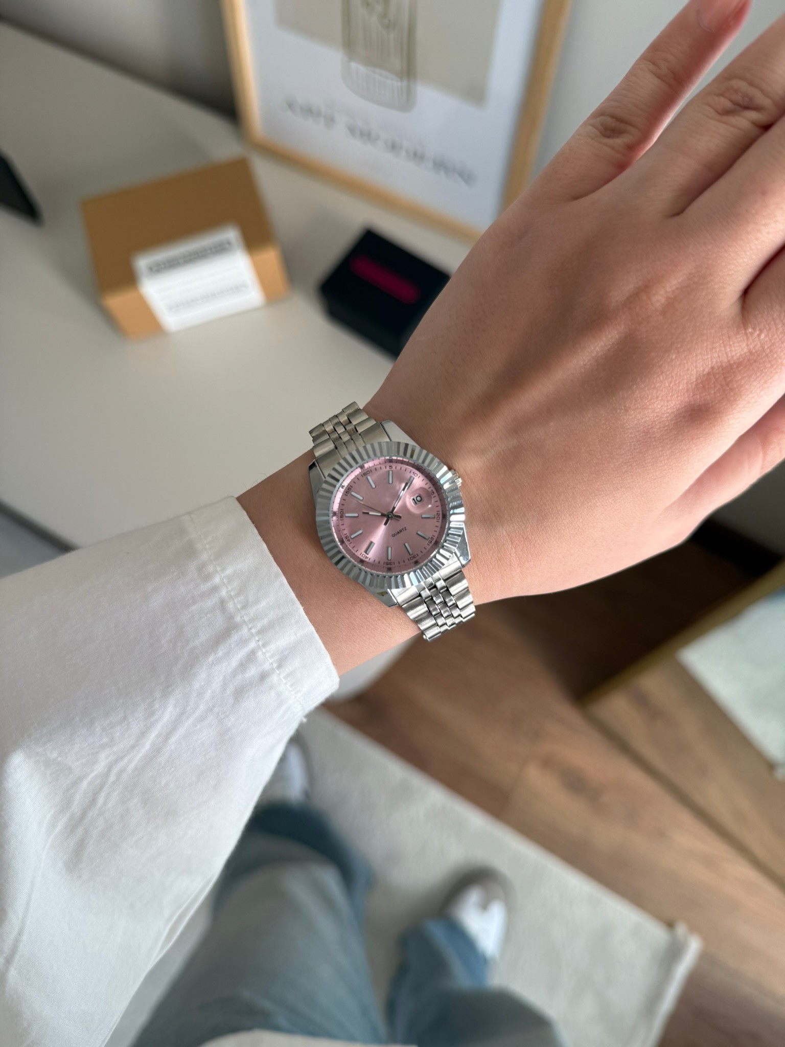 Rolven Yuvarlak Tırtıklı Kasa Kadın Kol Saati Gümüş (Pembe Kadran)