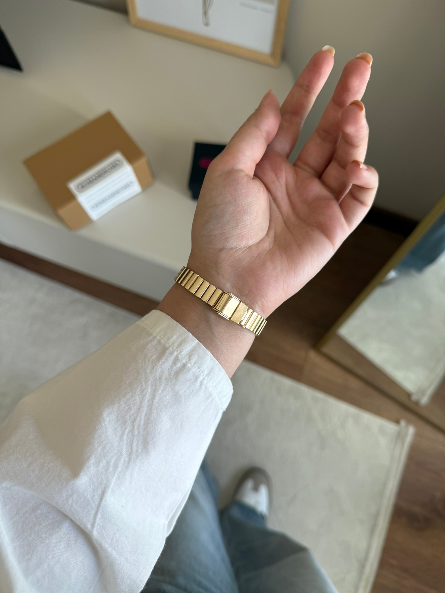 Ferida Özel Tasarım Vintage Blok Kordon Gold Renk Saat (gold Ekran)