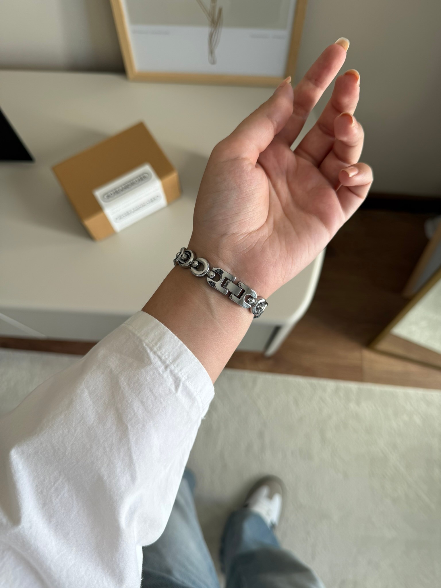 Helix Vintage Model Yeni Sezon Kadın Kol Saati Gümüş (Siyah Kadran)