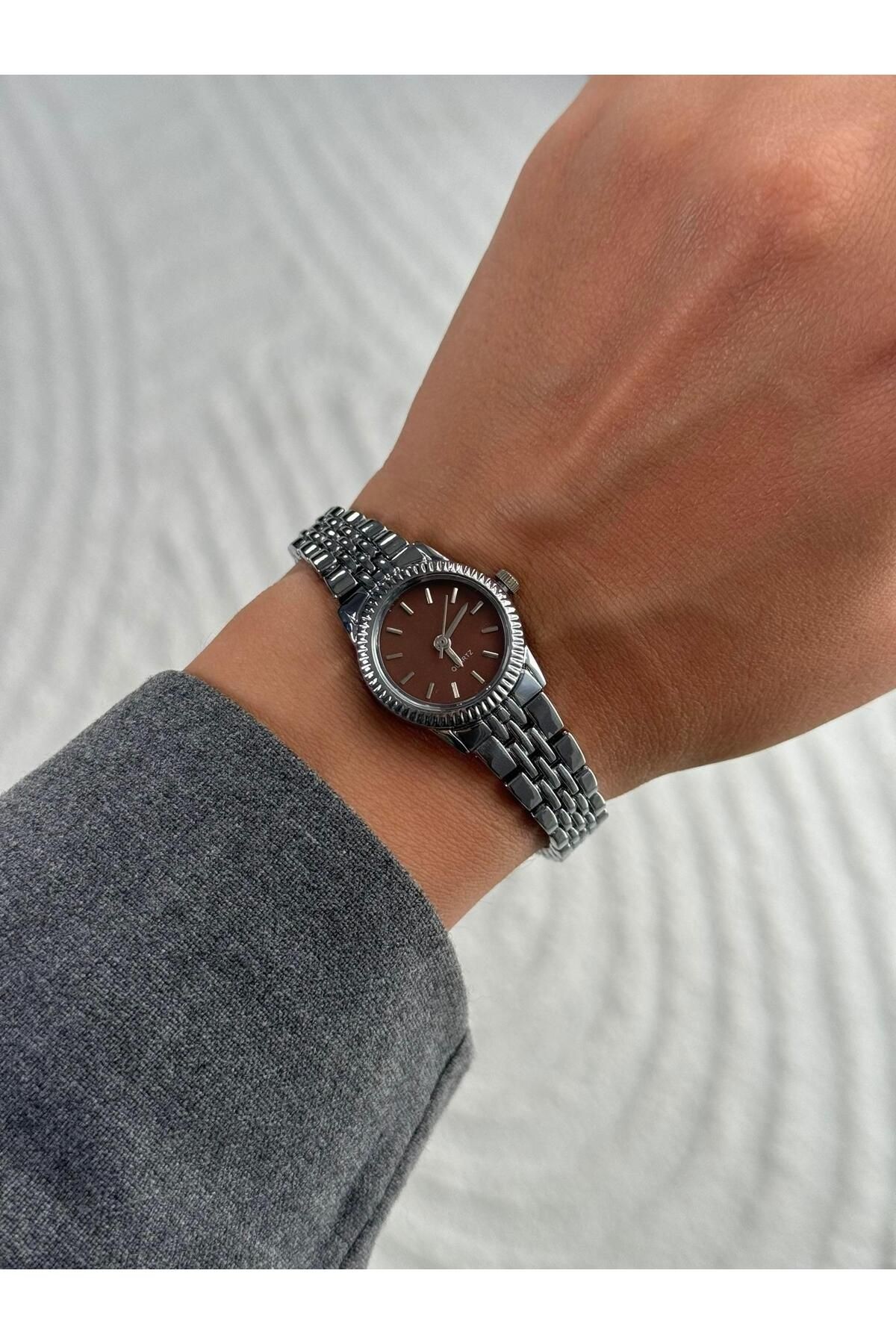Mini Rolly Yeni Sezon Kadın Kol Saati Gümüş (Kahve Kadran)