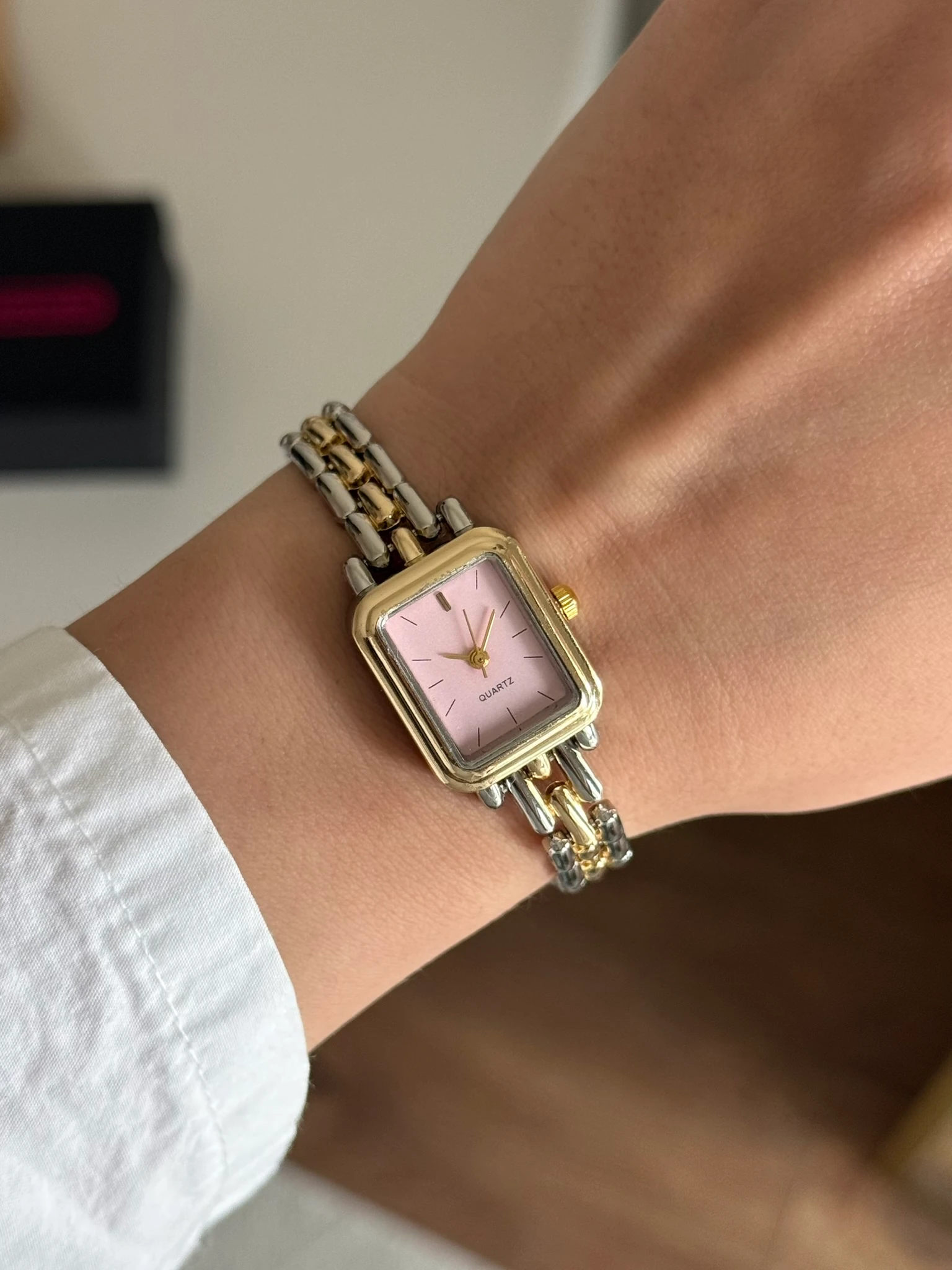 Cyra Minimal Kadın Kol Saati - Gold-Gümüş/Pembe Kadran