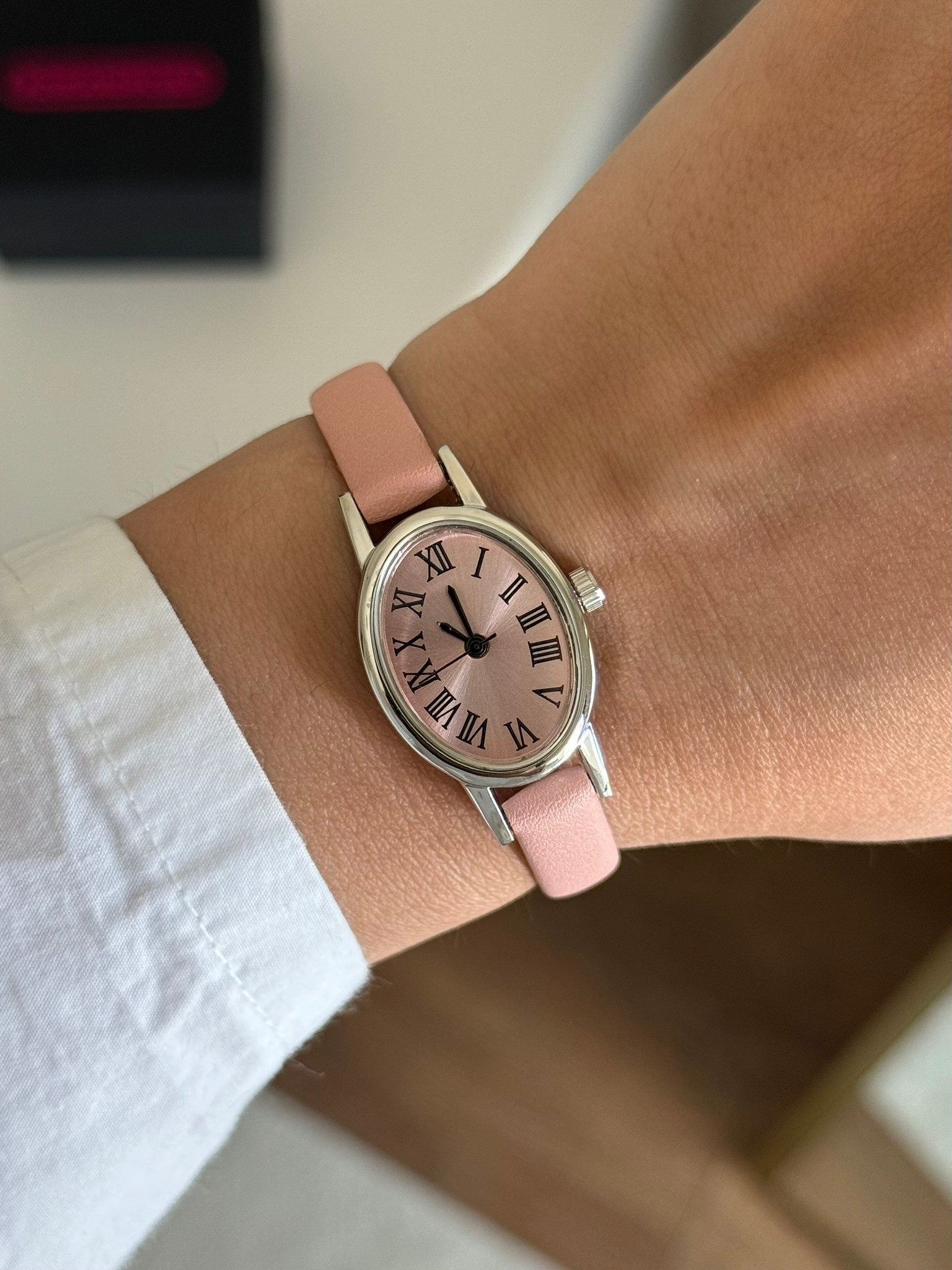 Bonissa Minimal Deri Kayış Kadın Kol Saati Pembe (Pembe Kadran Gümüş Kasa)