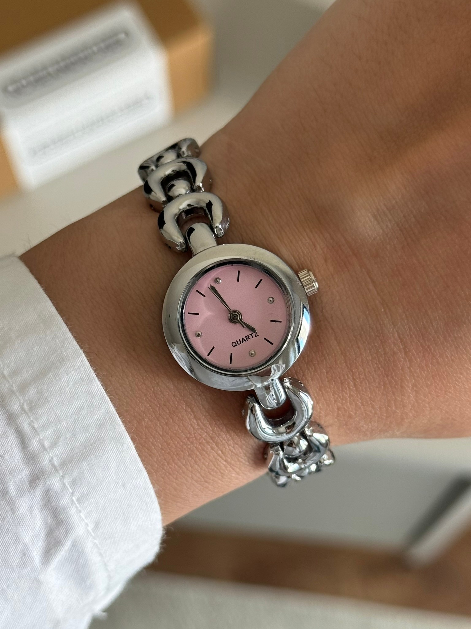 Helix Vintage Model Yeni Sezon Kadın Kol Saati Gümüş (Pembe Kadran)