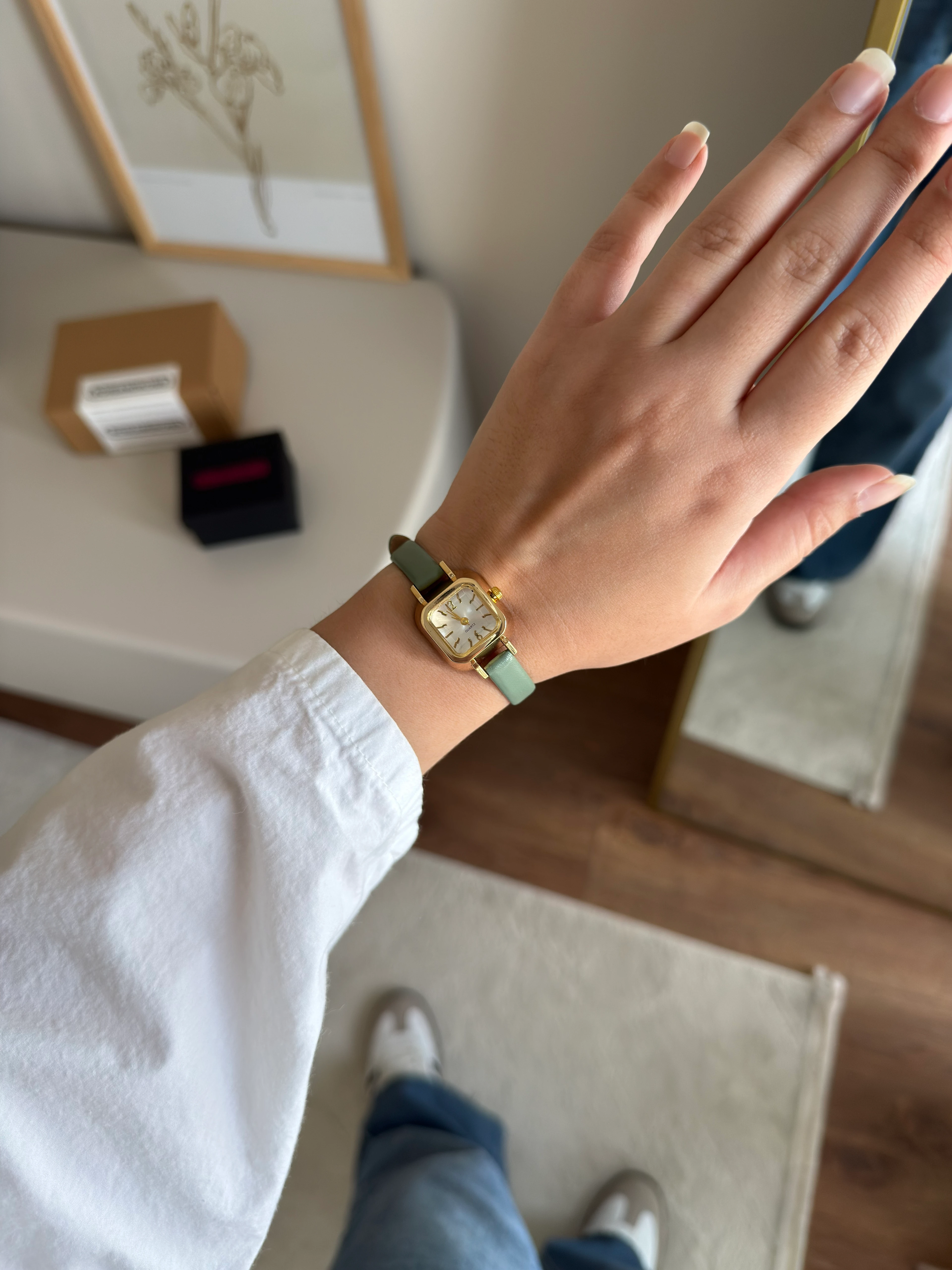 Magid Minimal Deri Kayış Kadın Kol Saati - Yeşil