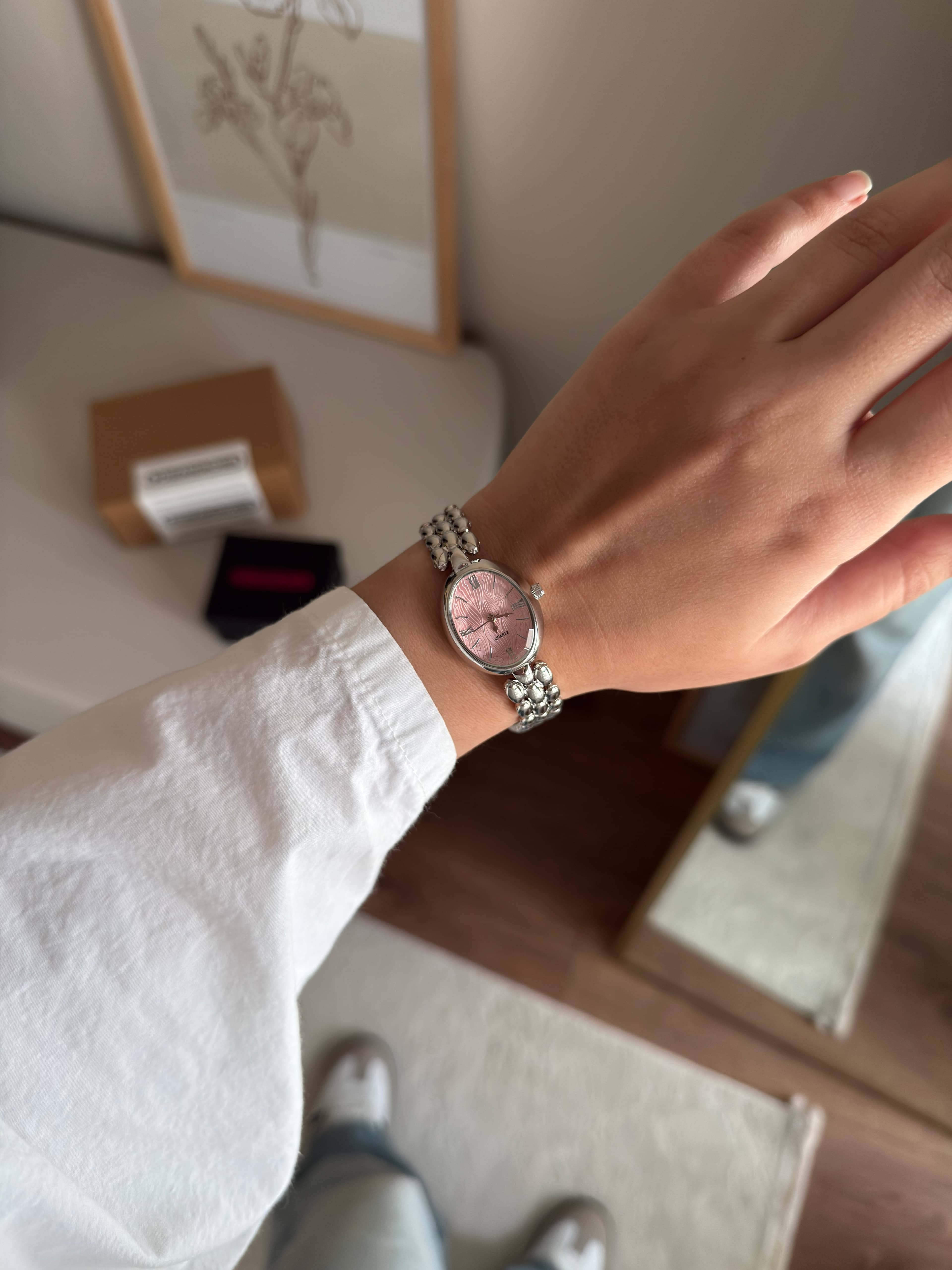 Aria Vintage Model Kadın Kol Saati Gümüş (Pembe Kadran)