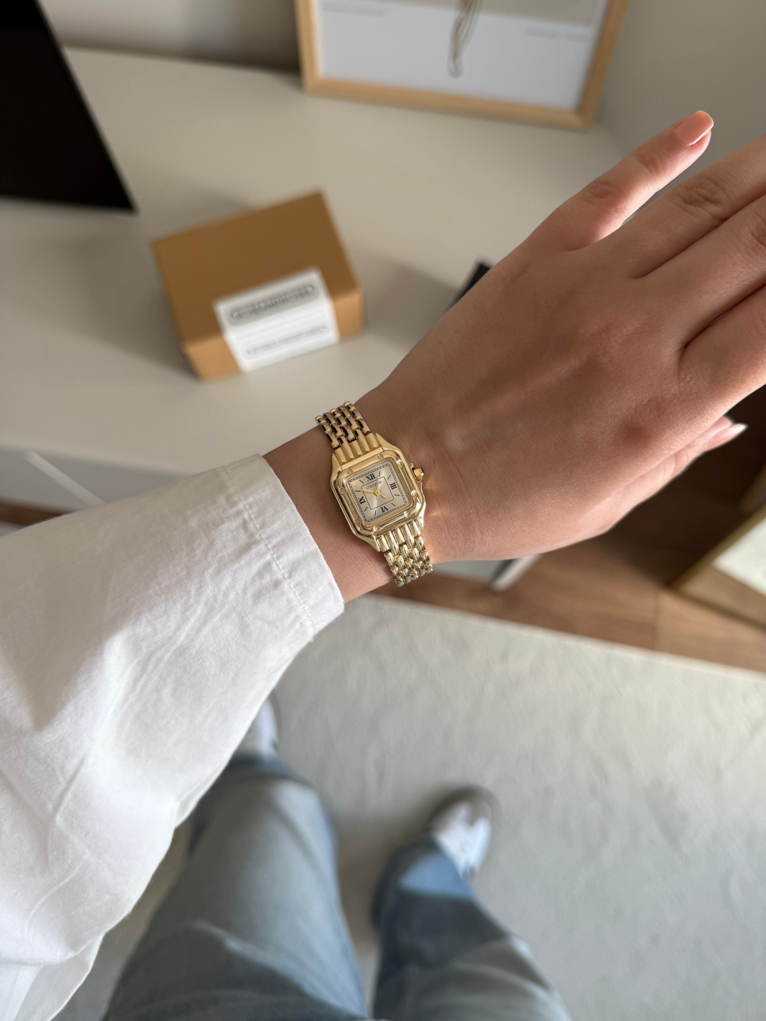 Vivine Minimal Kare Kasa Kadın Kol Saati Gold (Gold Kadran)