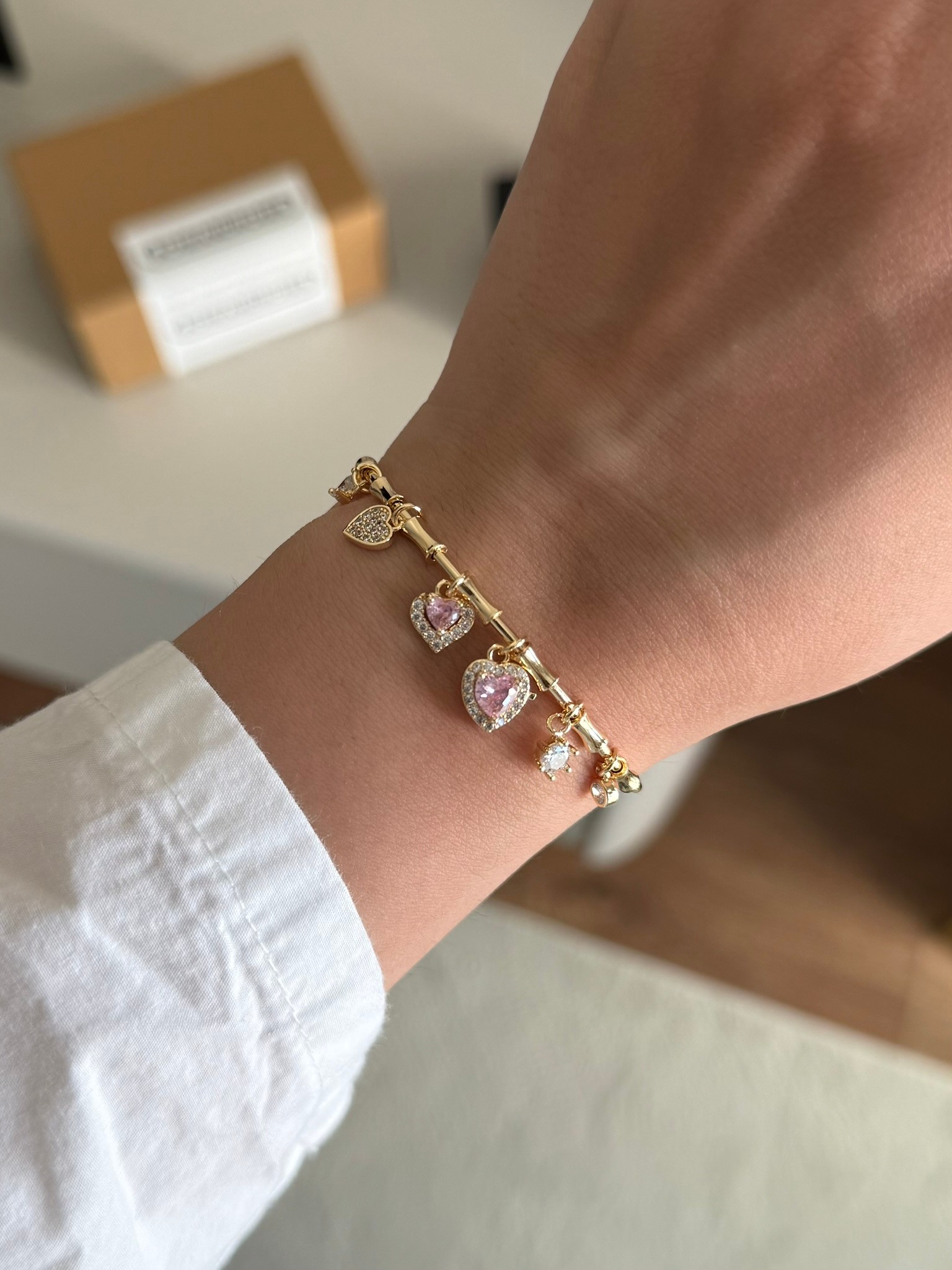 Pembe Kalp Charmlı Bileklik Gold