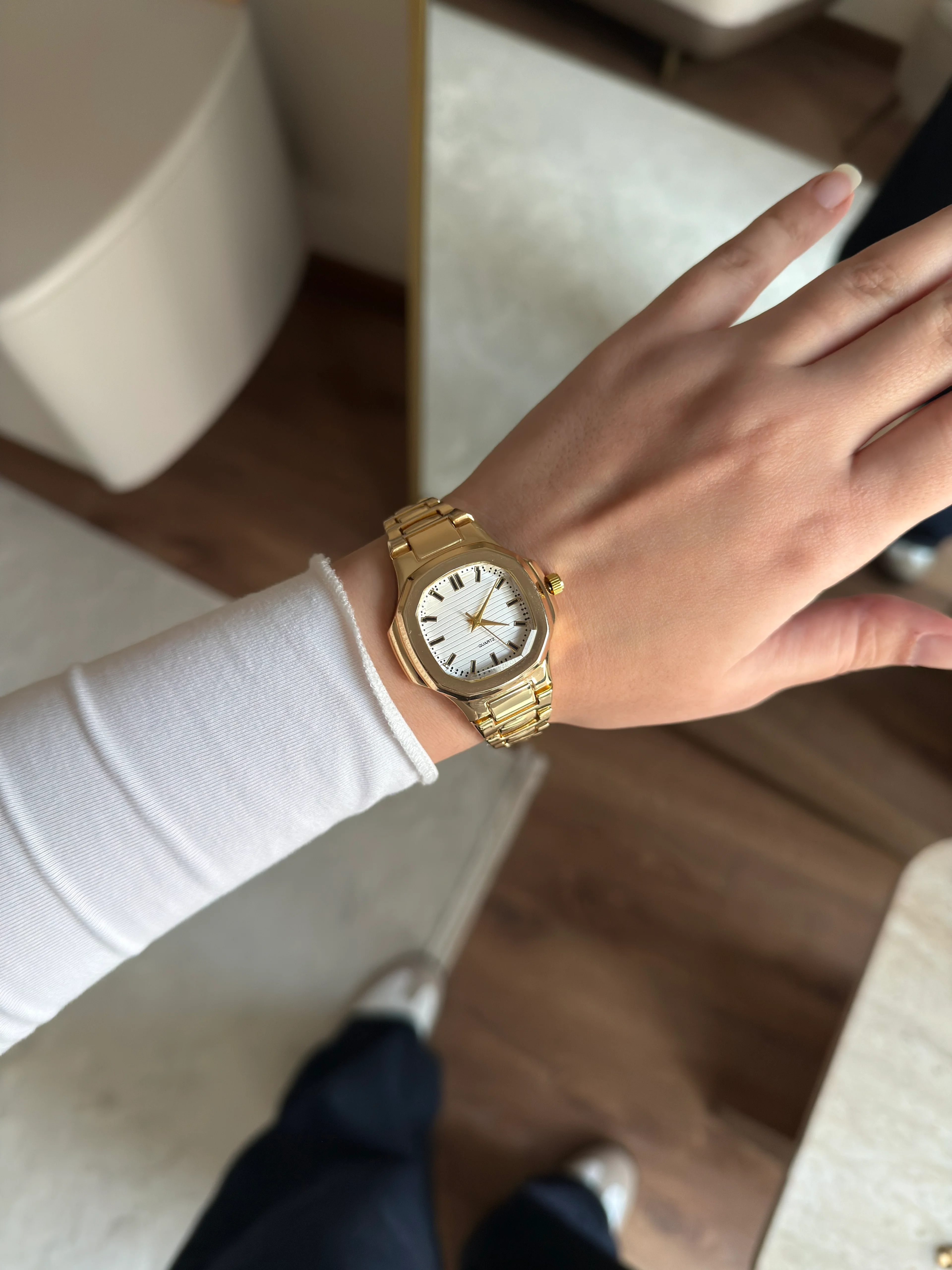 Pantope Muadil Model Kadın Kol Saati