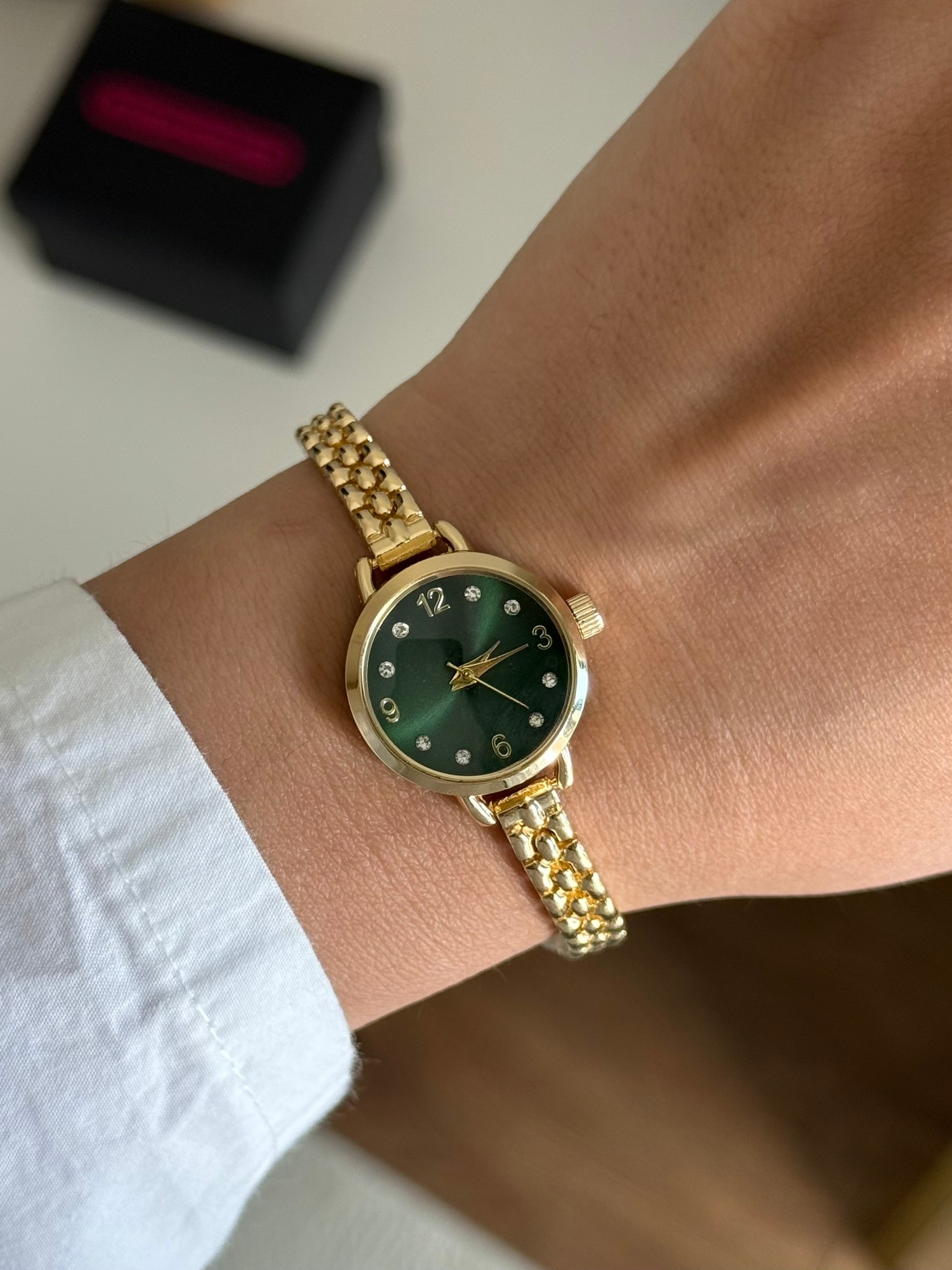 Gleam İnce Kordon Minimal Kadın Kol Saati Gold (Yeşil Kadran)
