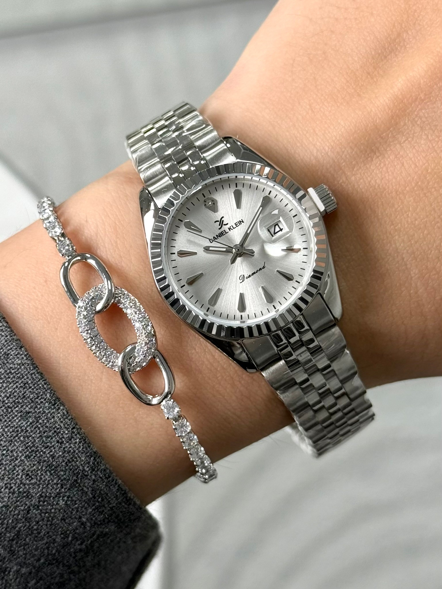Daniel Klein Diamond Seri Garantili Premium Kadın Kol Saati Gümüş Renk (Beyaz Kadran) RSDK-108