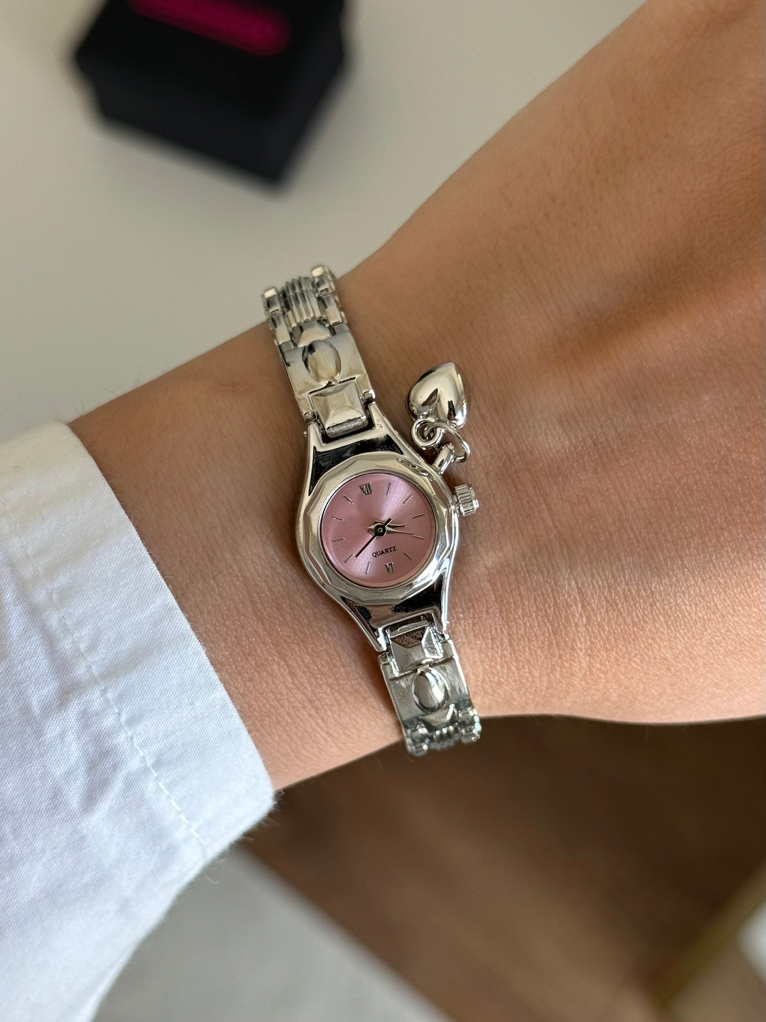 Mishe Minik Kalp Charmlı Kadın Kol Saati Gümüş (Pembe Kadran)
