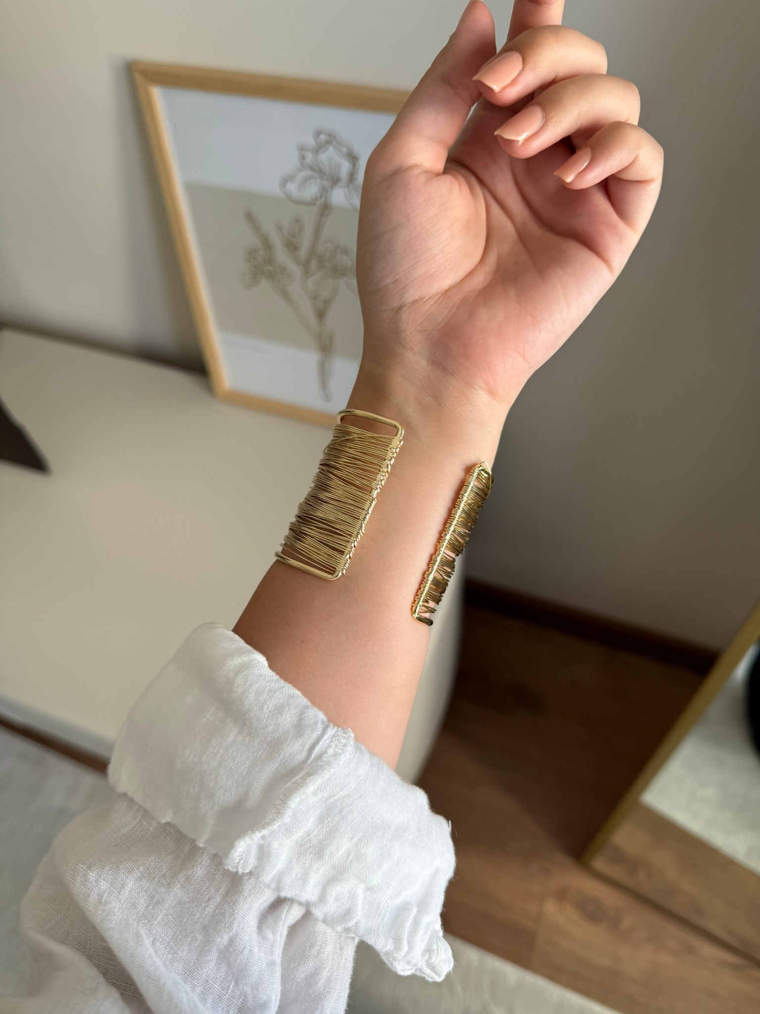 Frill Tel Görünüm Bileklik Gold