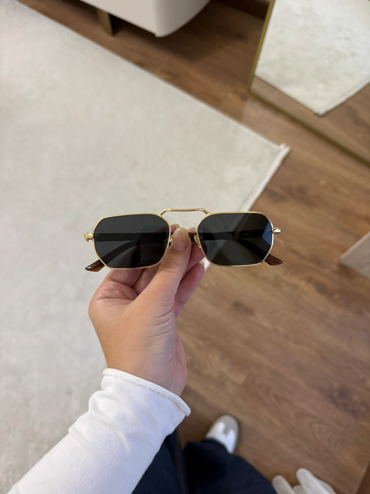 Eşref Tek Güneş Gözlüğü