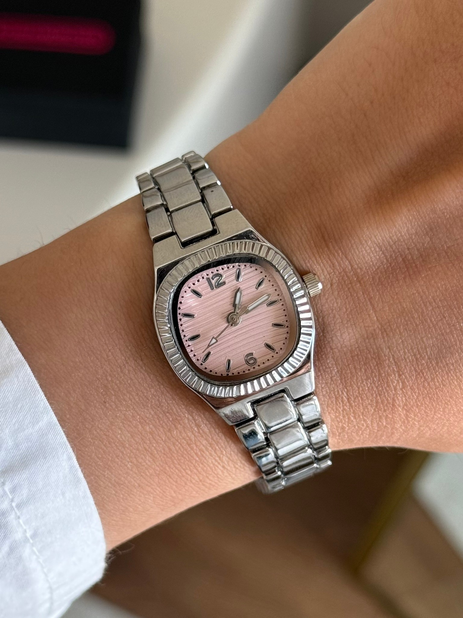 Celya Kare Kasa Tırtıklı Bezel Kadın Kol Saati Gümüş (Pembe Kadran)