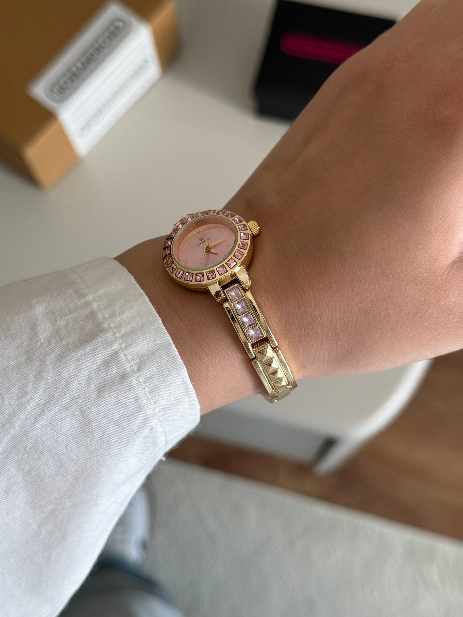 Bellare Taşlı Kasa Kadın Kol Saati Gold (Pembe Kadran)